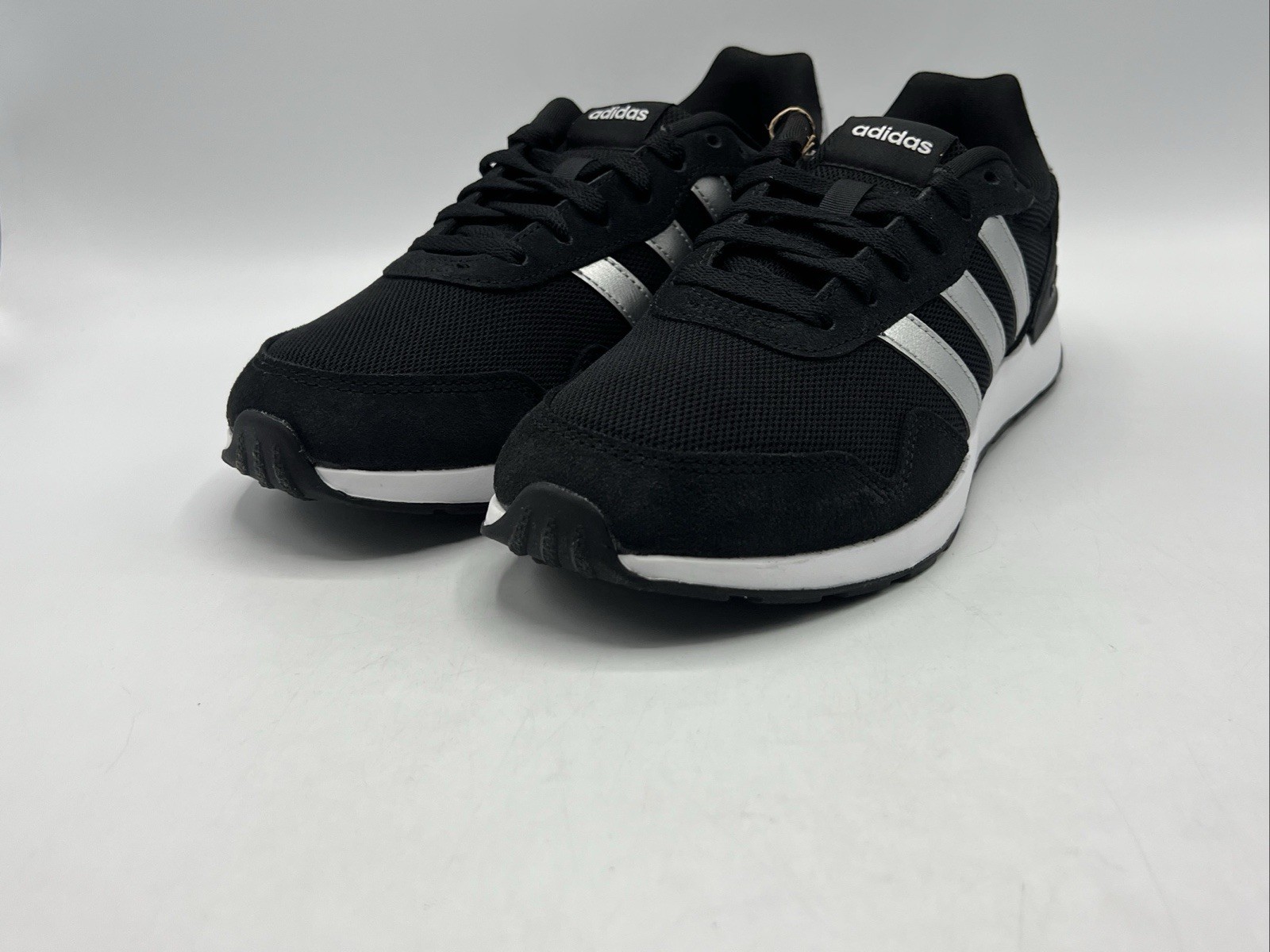 Adidas Run 60s Women’s Size 10 Black Silver Athletic Sneakers JR6626 New