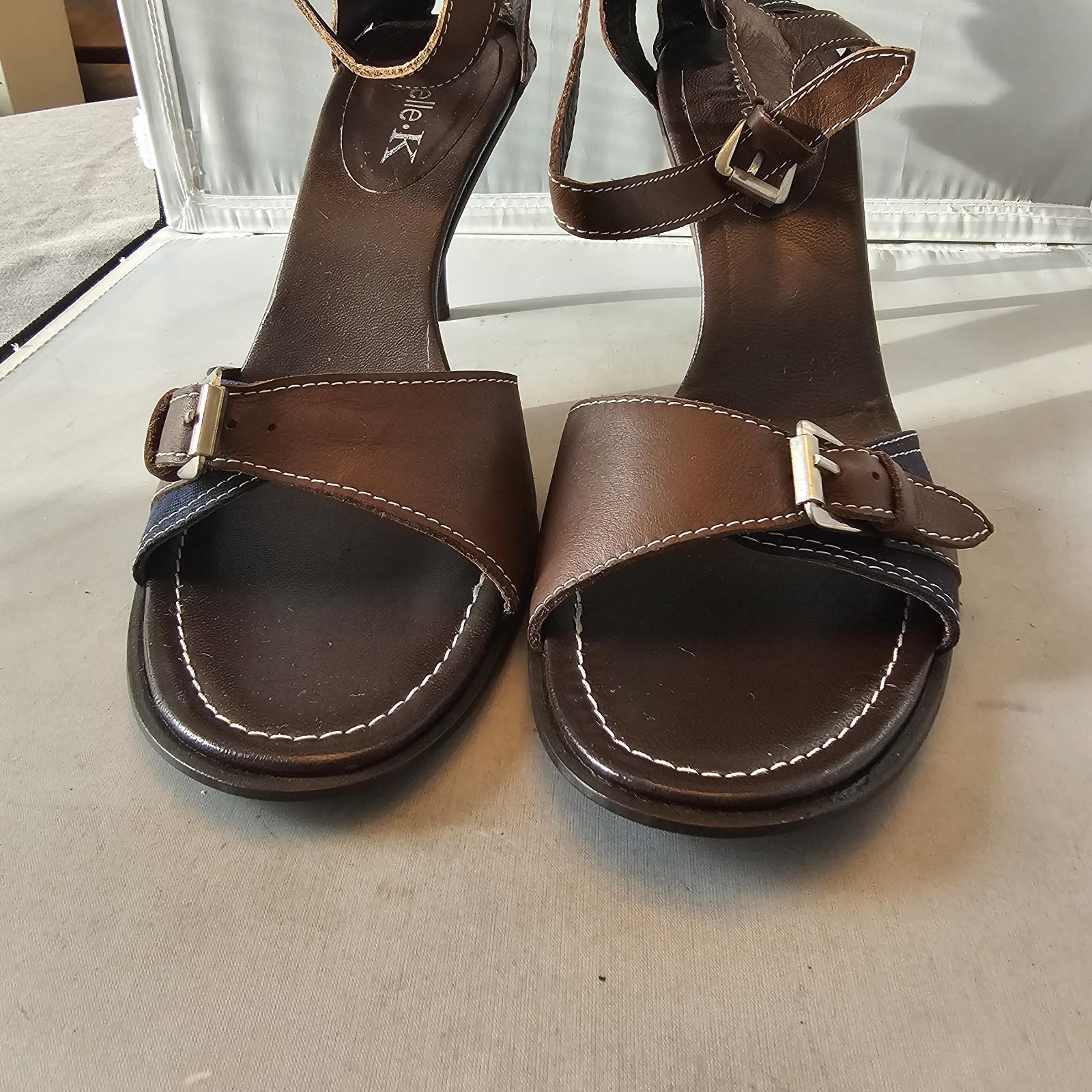 Michelle K Size 11 EU 41 Brown Navy 3.25″ High Heel Buckles Vero Cuoio Italy