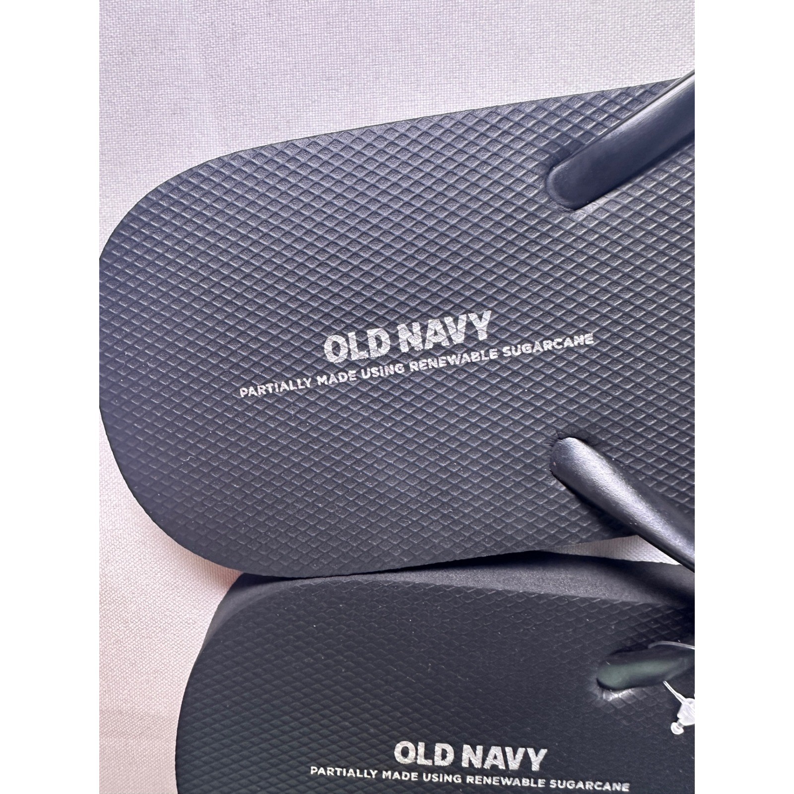 Old Navy Black Sugarcane Blend Flip Flop Sandals Plant Based Eco Friendly Sz 11