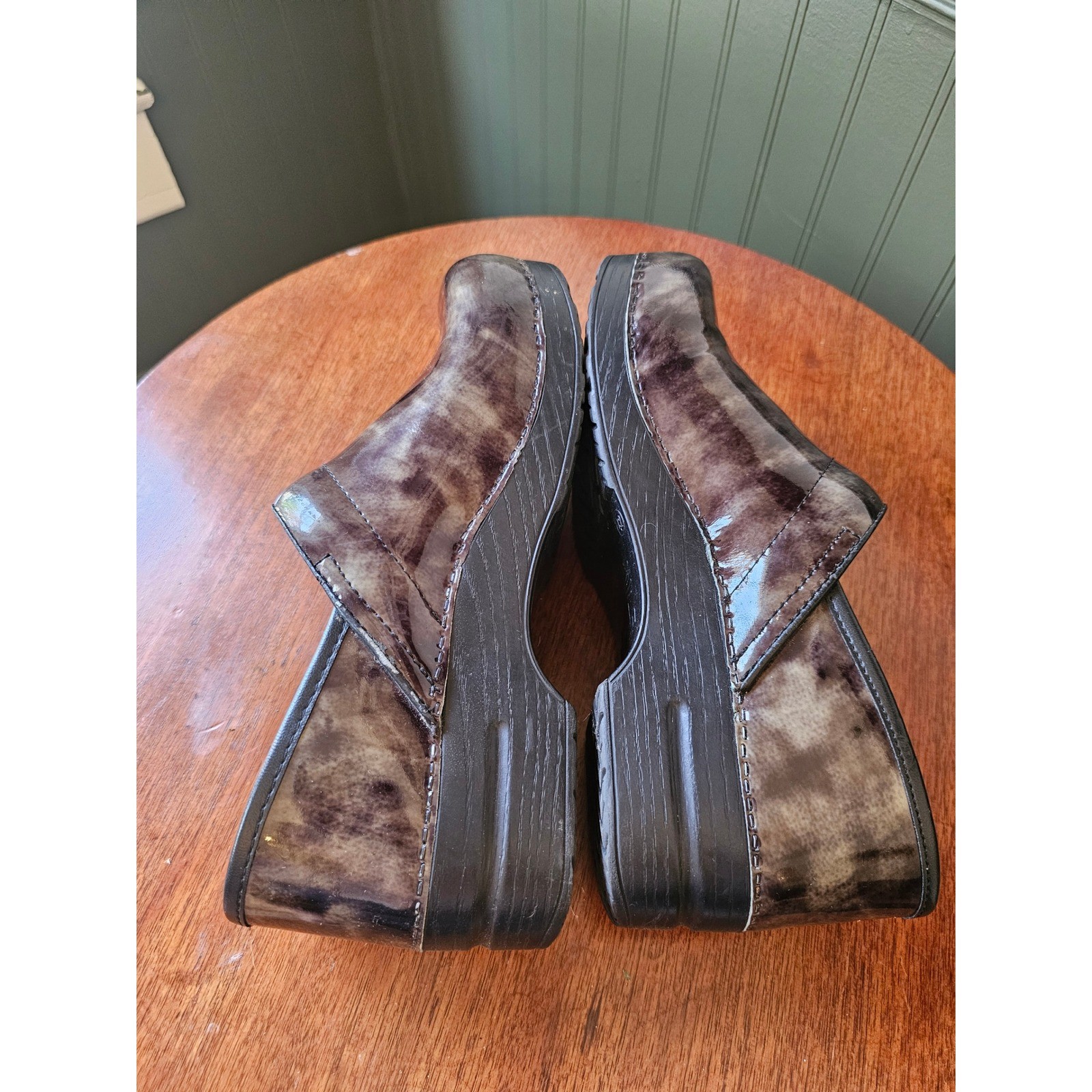 Dansko Professional Patent Leather Clogs Brown gray Marble Size 42 11.5-12