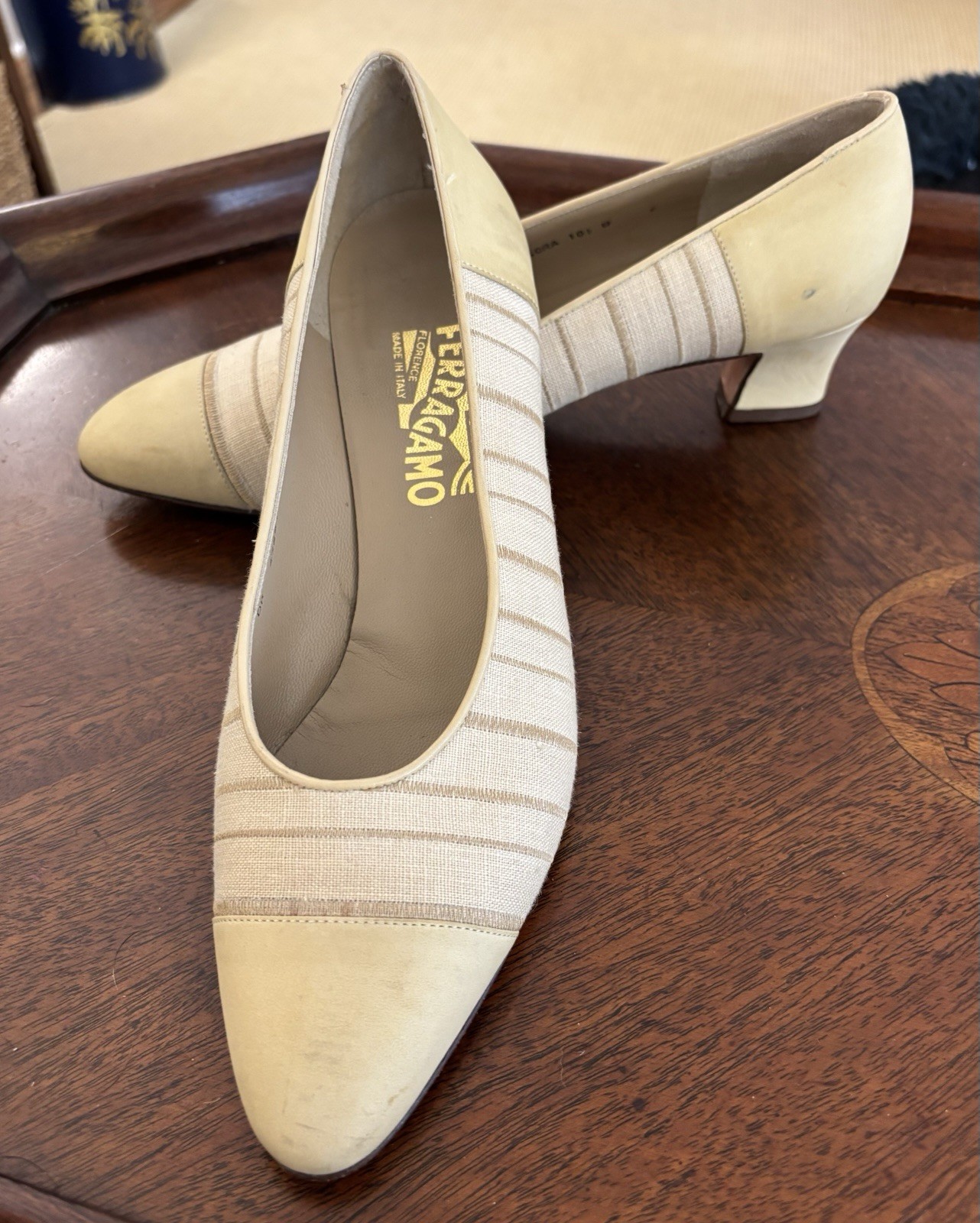 Salvatore Ferragamo Vintage Pumps Cream Beige Striped Canvas Leather Size 10.5 B