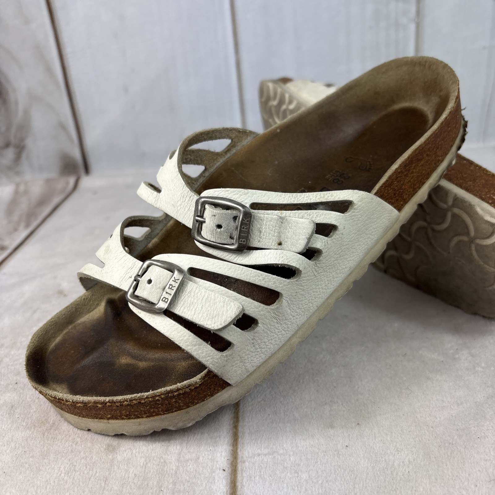 Birkenstock Granada L7 M5 38 240 Silver Leather Slip On Sandals