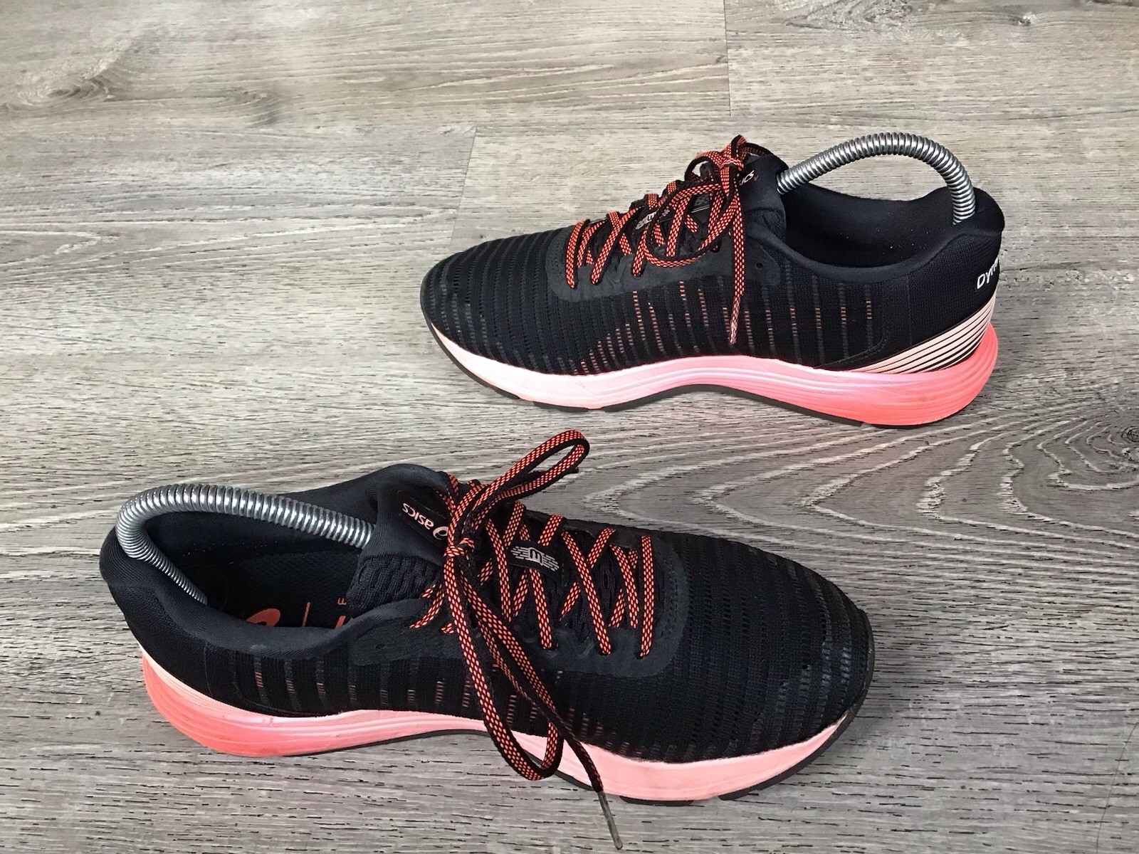 ASICS DynaFlyte 3 Womens Size 8 Flash Black Coral Athletic Sneakers 1012A002