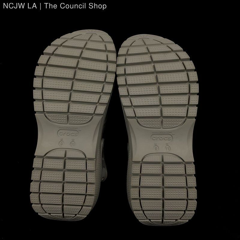 Crocs Classic Mega Crush Grey Platform Sandal Comfort Unisex Adults Size M9 W11