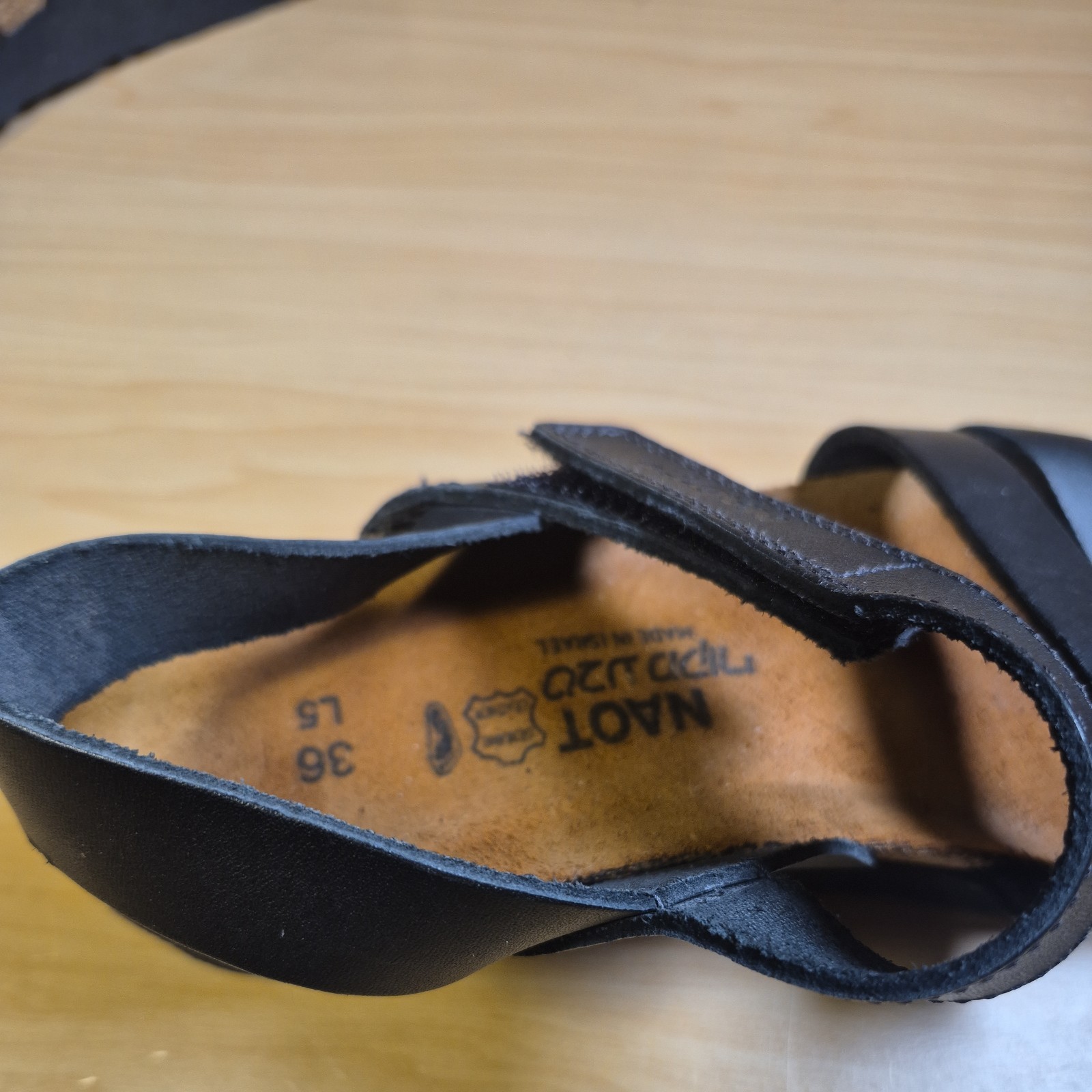 Naot Kayla Black Leather Strap Sandals SZ 36 or U.S SZ 5 5.5