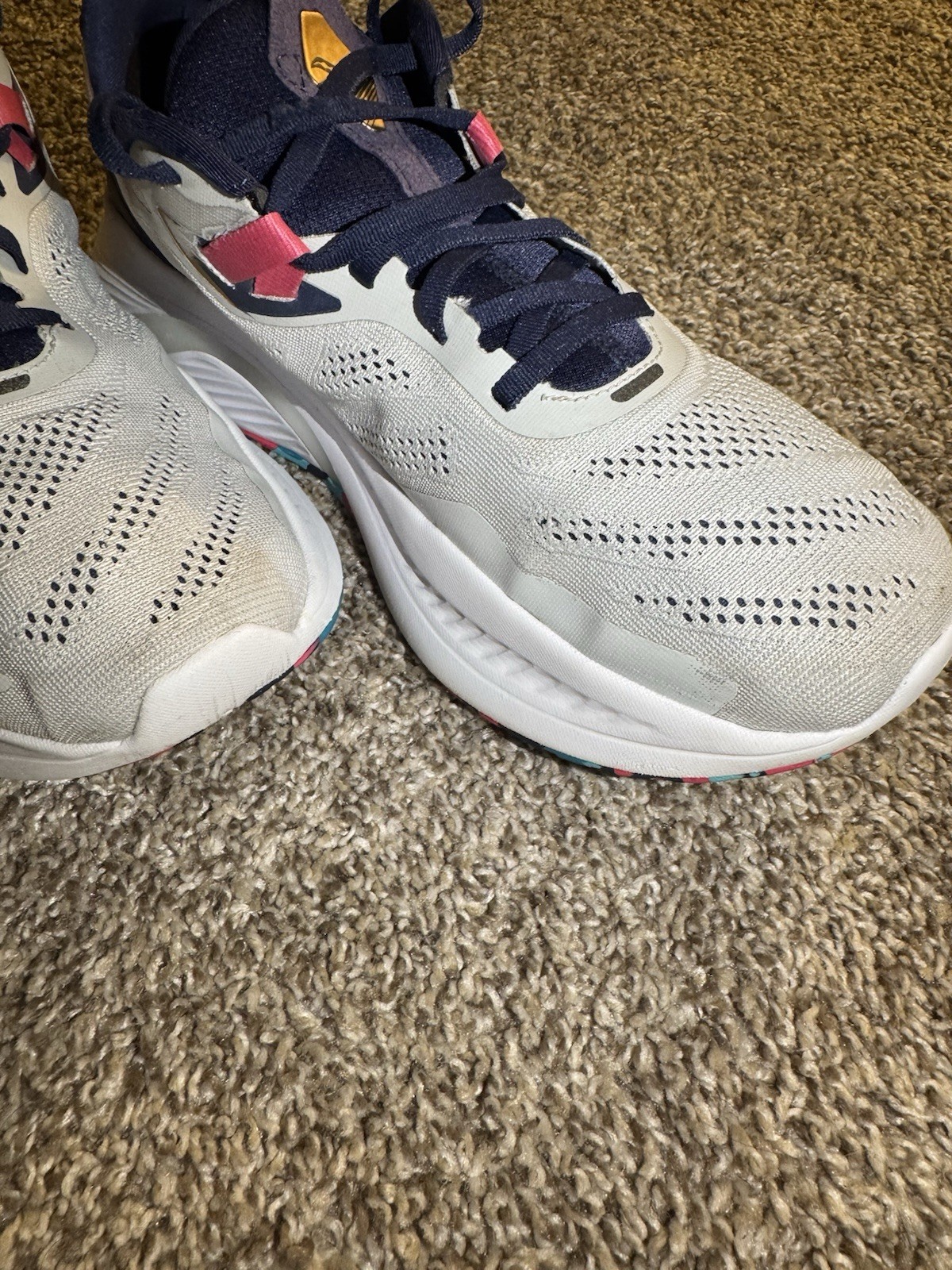 Saucony Guide 15 Lace-Up Low Top Running Sneakers Colorblock Mesh S10684-40