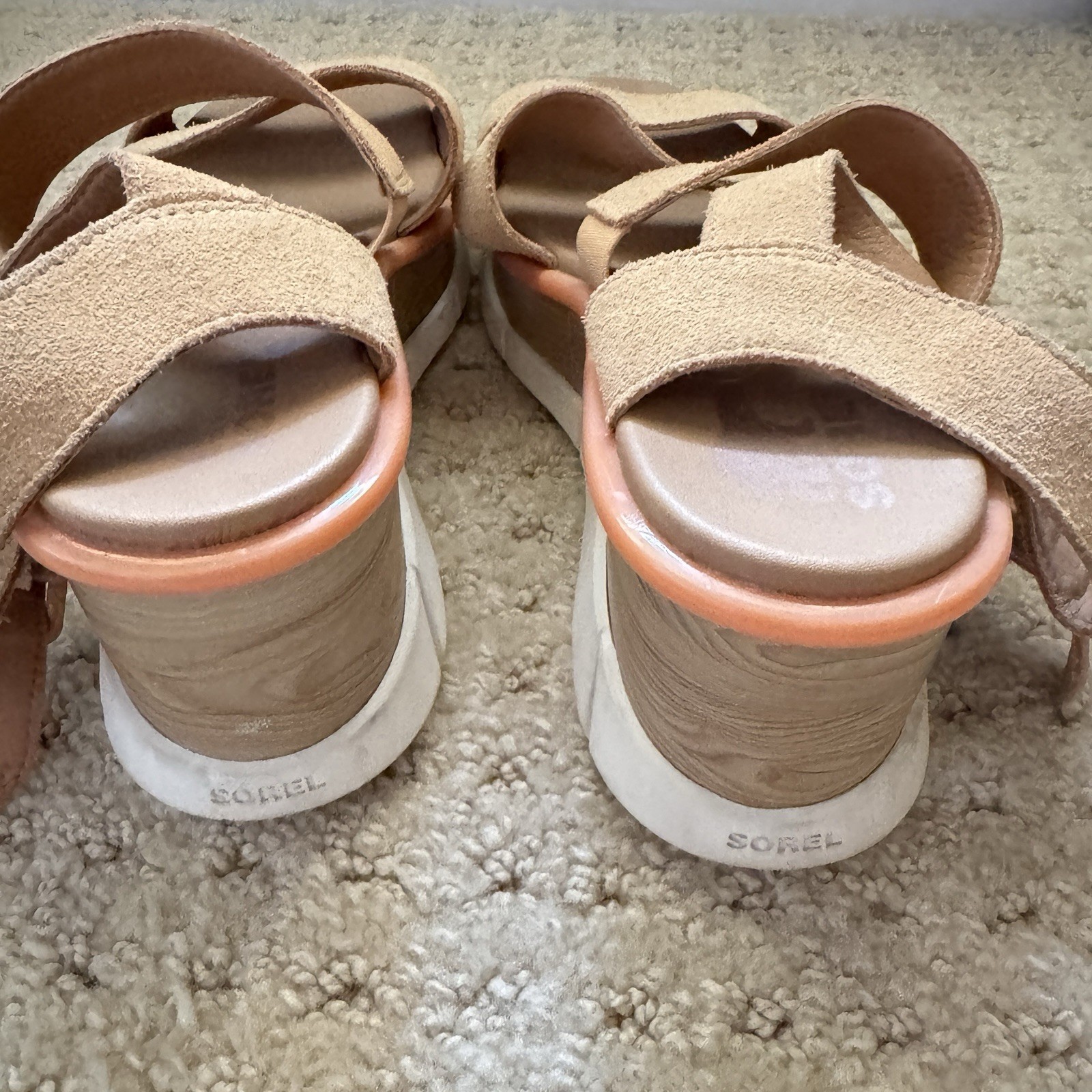 SOREL Size 9 JOANIE III – Beige Strappy Platform Sandals