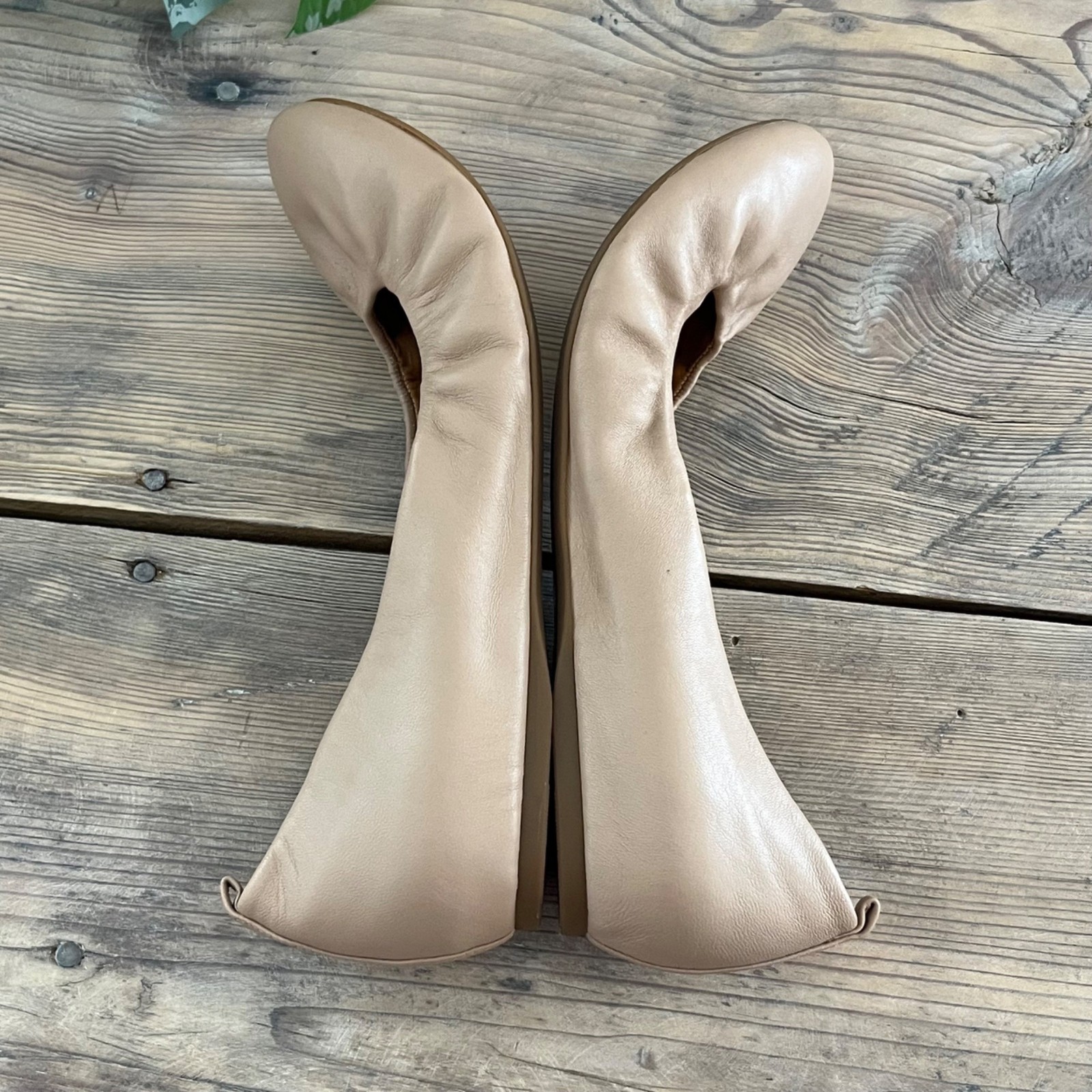 J.Crew Cece Ballet Flats Womens 9.5 Beige 100% Leather Minimalist Preppy