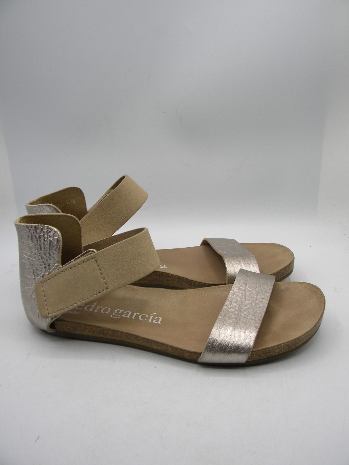 PEDRO GARCIA Pewter & Khaki Leather Flat Ankle Strap Sandals Size 36 Display