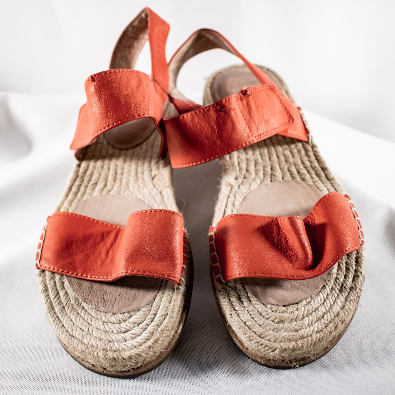 EILEEN FISHER New Orange Beige Solid Women Genuine Leather Flat Sandals Size 8.5
