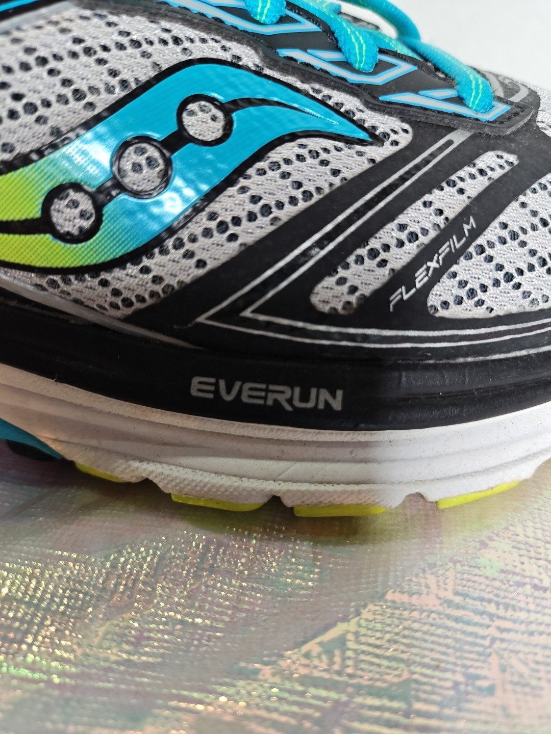 Saucony Everun Guide 9 Size 6.5 Women Running Shoes 8mm Offset Run-dry S10295-1