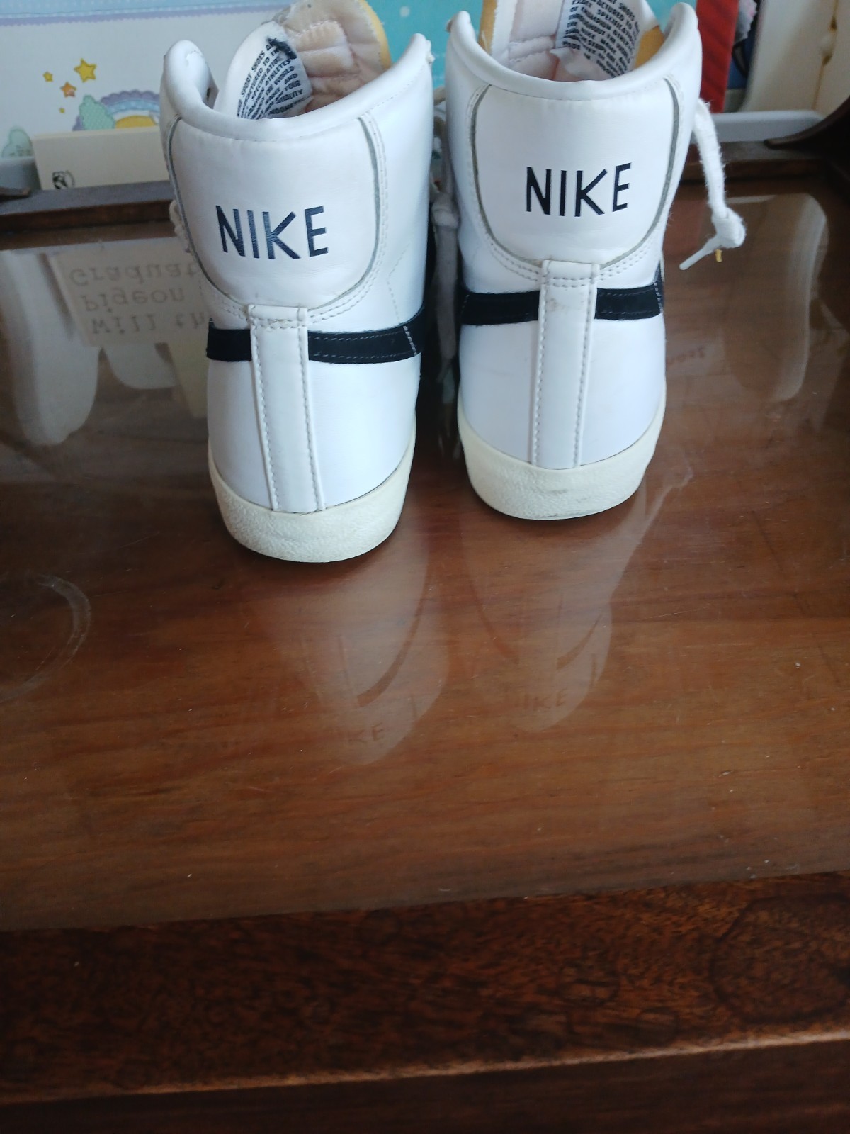 Nike Mid Top Lace-Up Sneakers White/Black Unisex Adults Athletic Shoes
