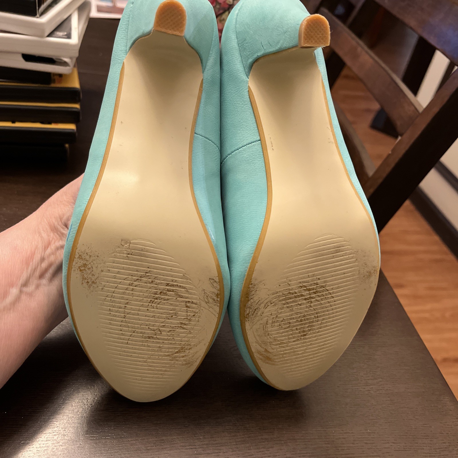 CHASE & CHLOE Kimmy Torquoise Oxford Pumps – Retro Round Toe – Size 9 👠
