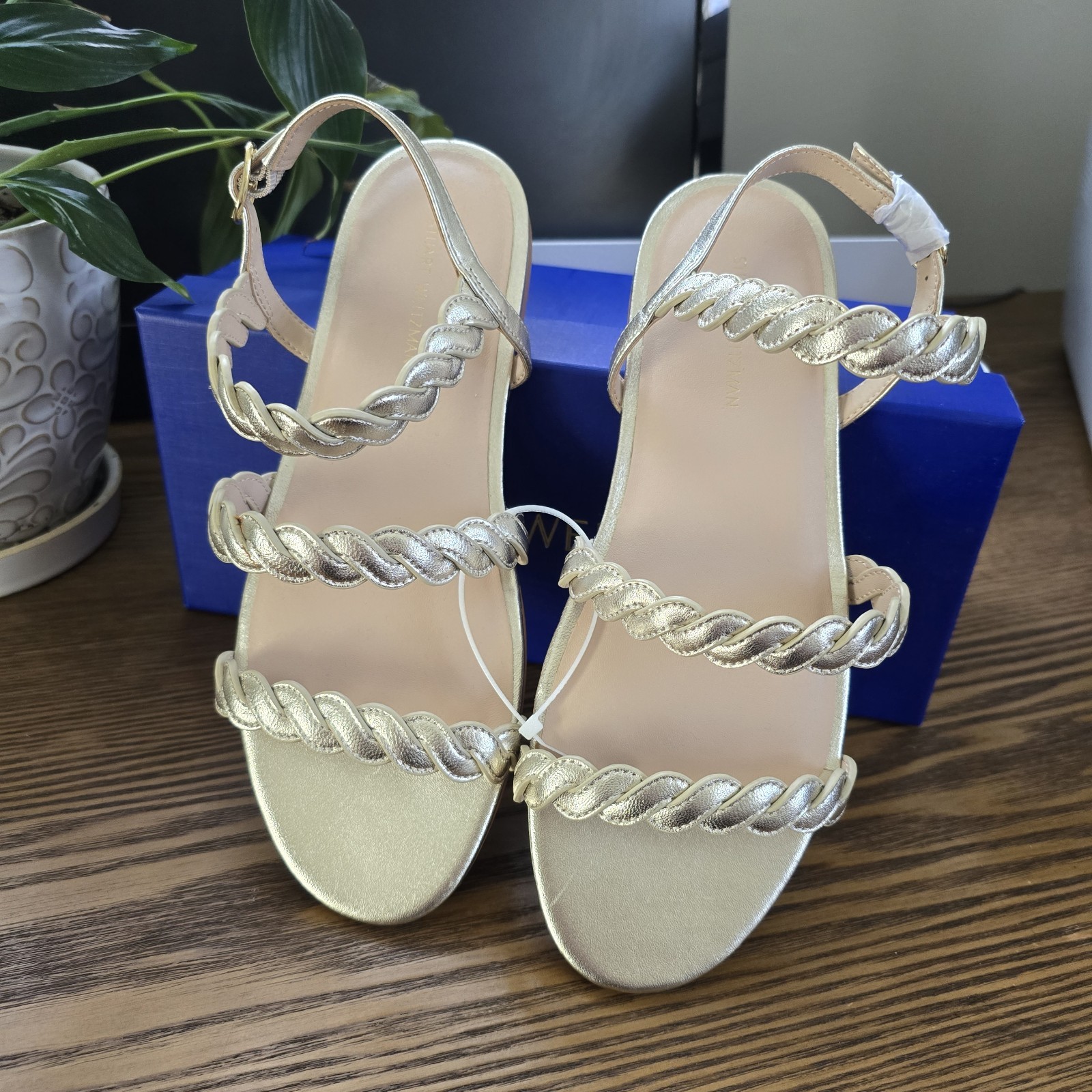 Stuart Weitzman Braided Strappy Ankle Strap Buckle Sandals Gold US 7.5 M