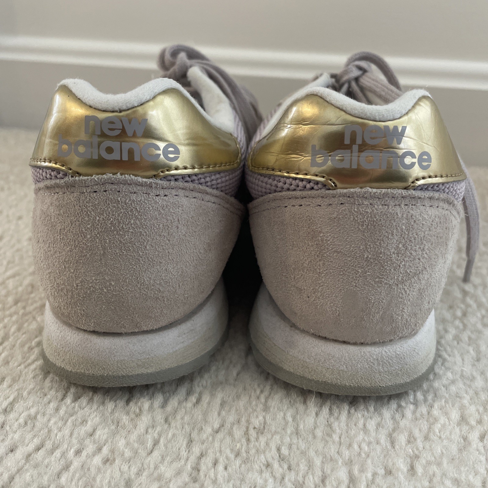 New Balance 520 Shoes Women’s Size US 7.5 Low Sneakers Light Cashmere Gold Suede