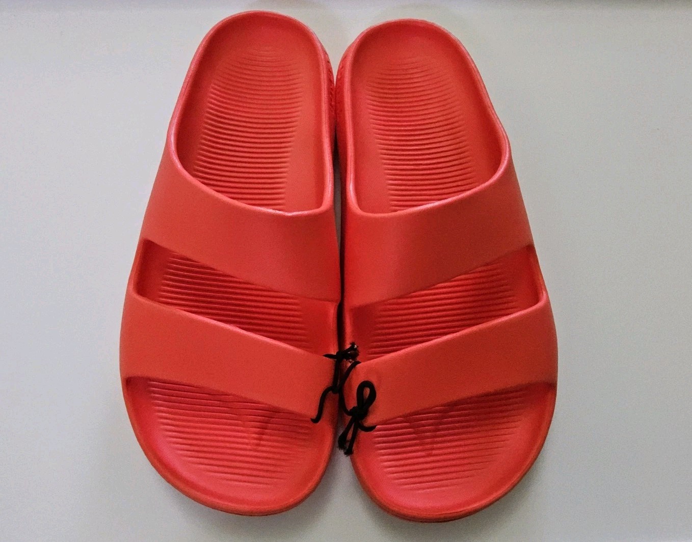 Bombas Women’s Friday Slides Waterproof Lightweight Sandals Size 8
