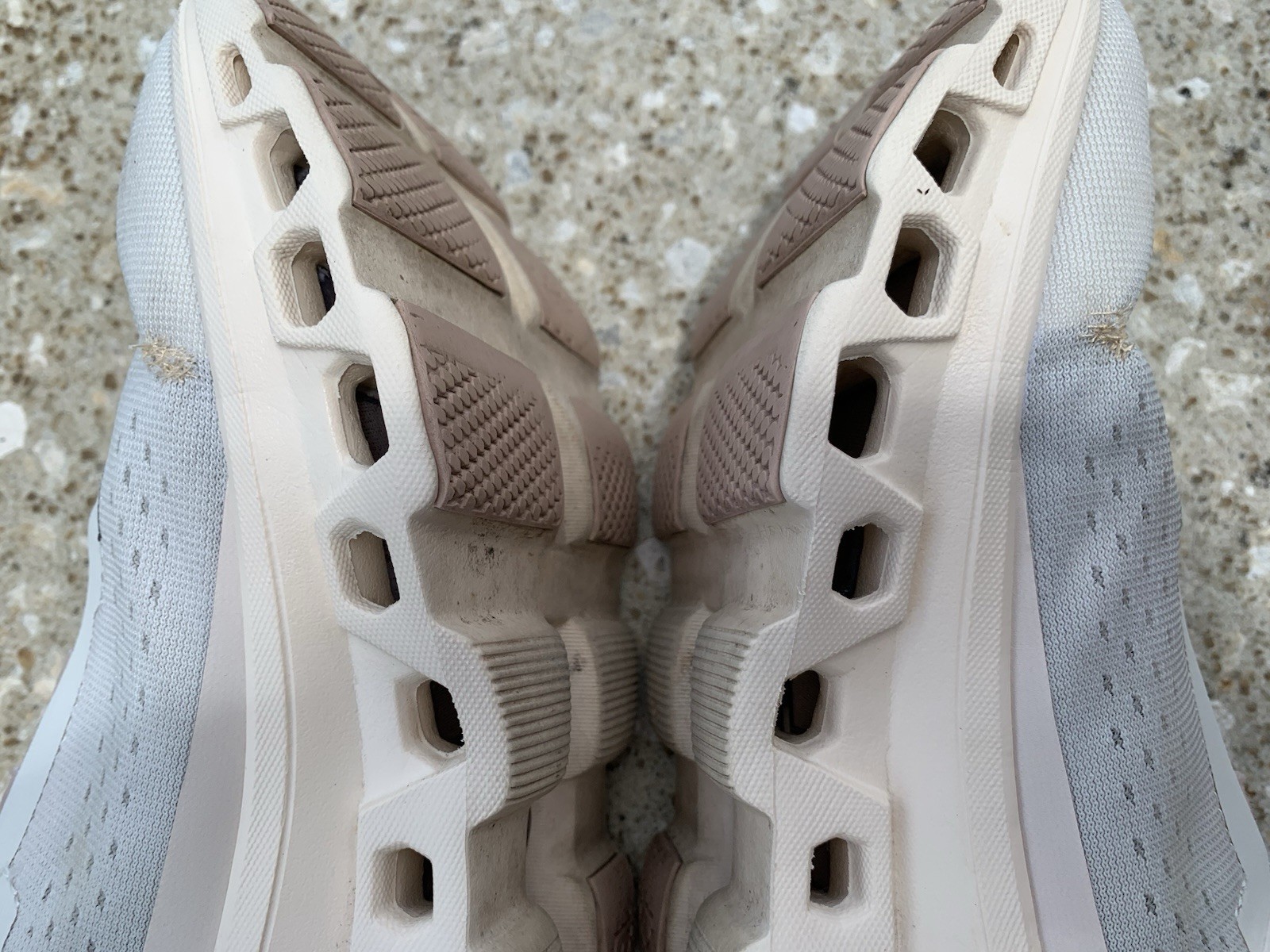 Size 8 – On Cloudmonster Moon Fawn Womens Athletic Running Shoes Sneakers