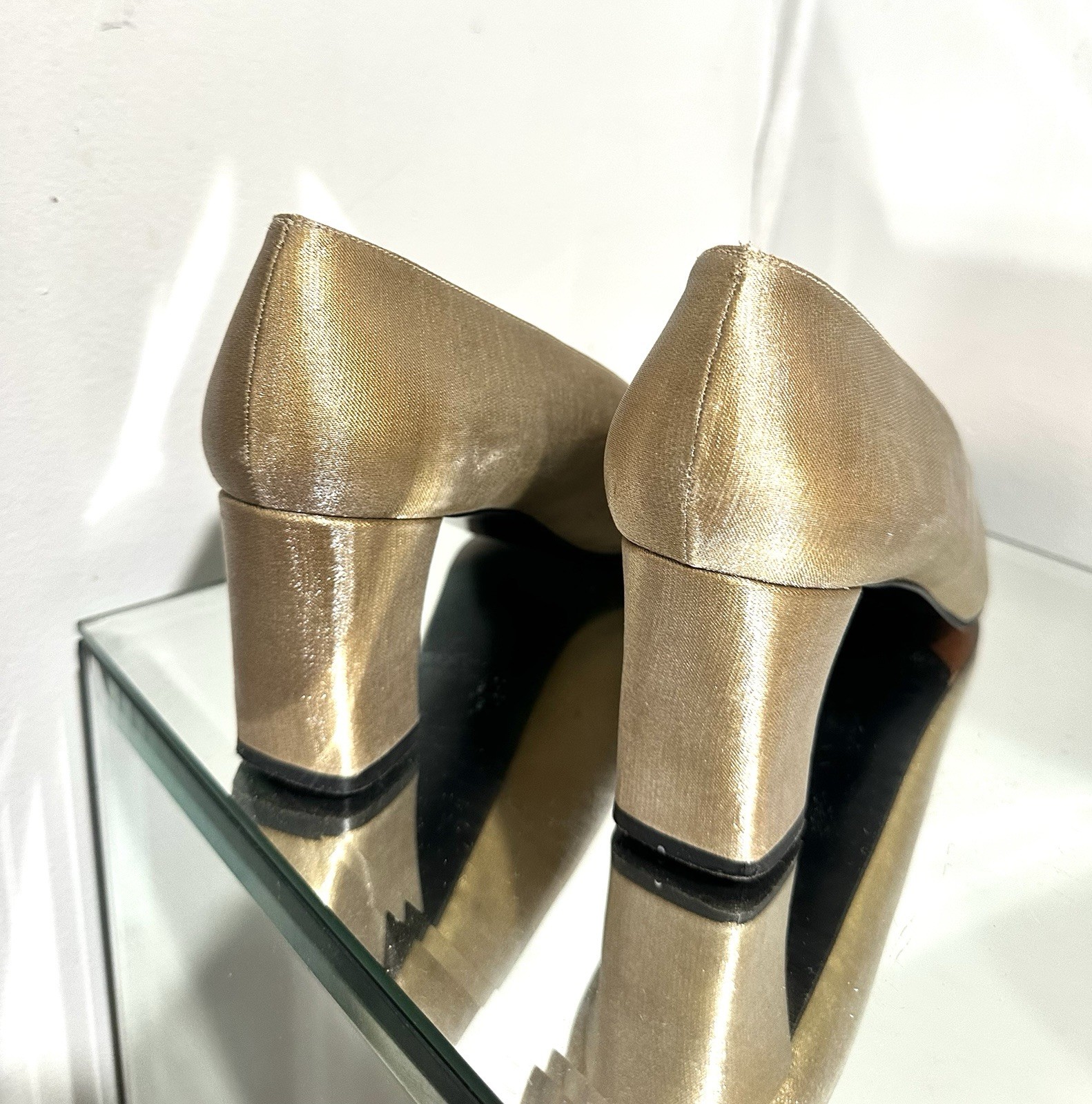 Stuart Weitzman 11.5 Champagne Metallic-Pumps