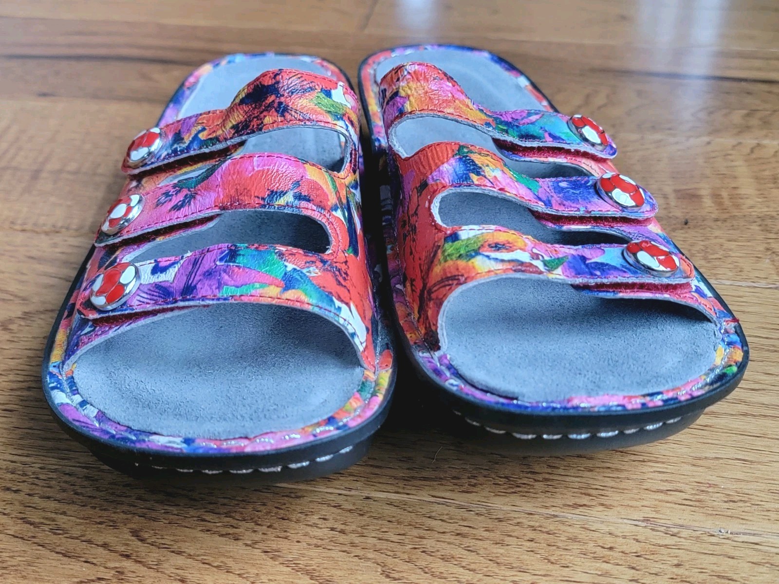 Alegria Fiona Sandals Women’s 39 US 9 Iris Floral Triple Strap Wedge Slip-On