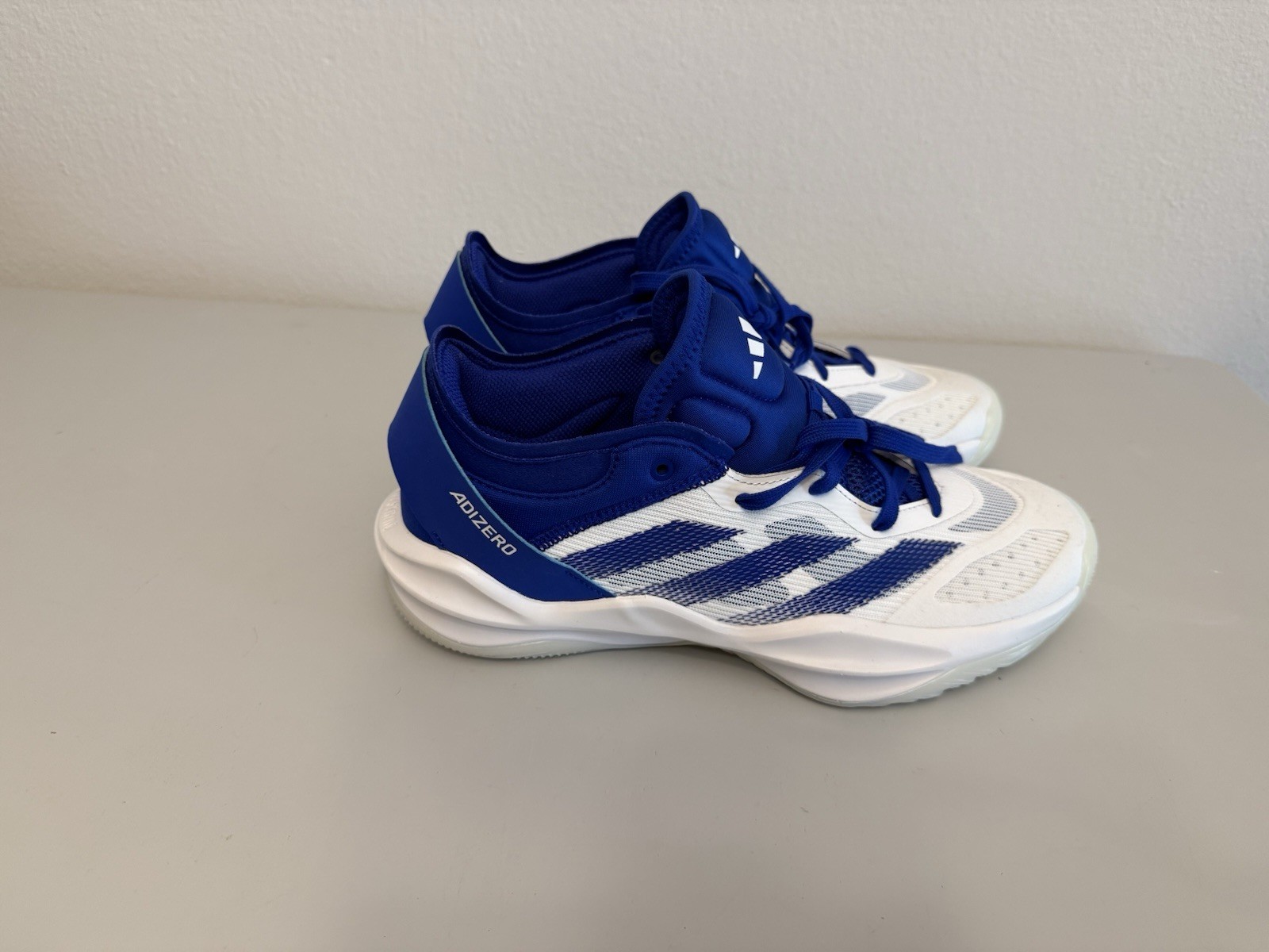 adidas Adizero Select 2.0 Low Top Lace-Up Athletic Sneaker White/Blue 2024