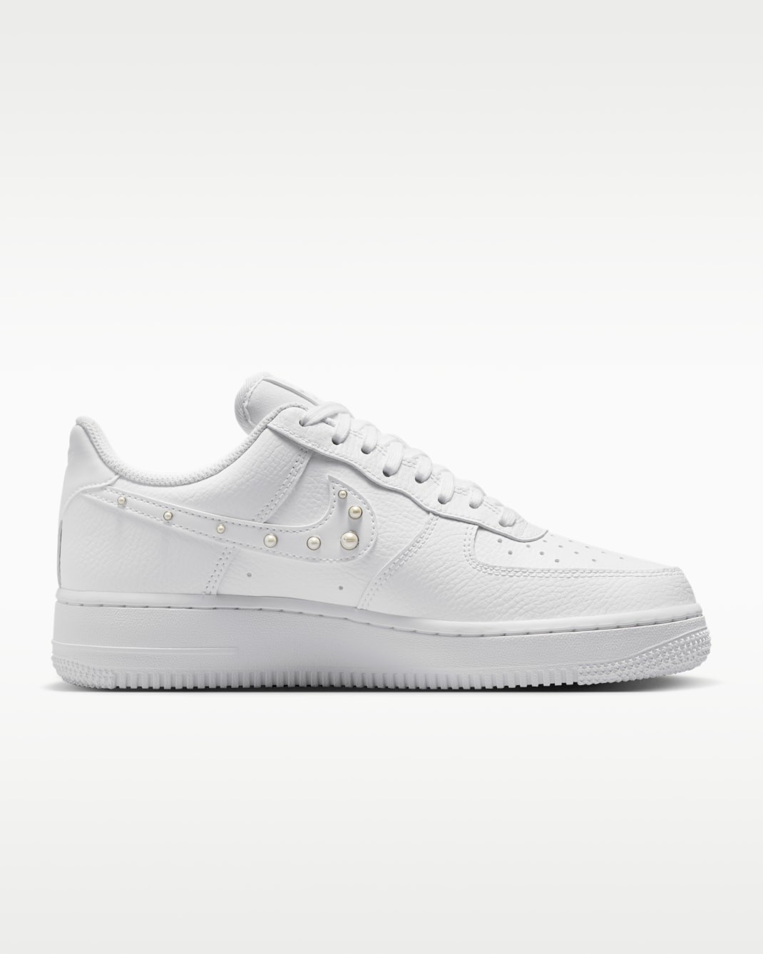 NIKE Women’s Air Force 1 ’07 IU7557-100 White Metallic Silver Pure Platinum
