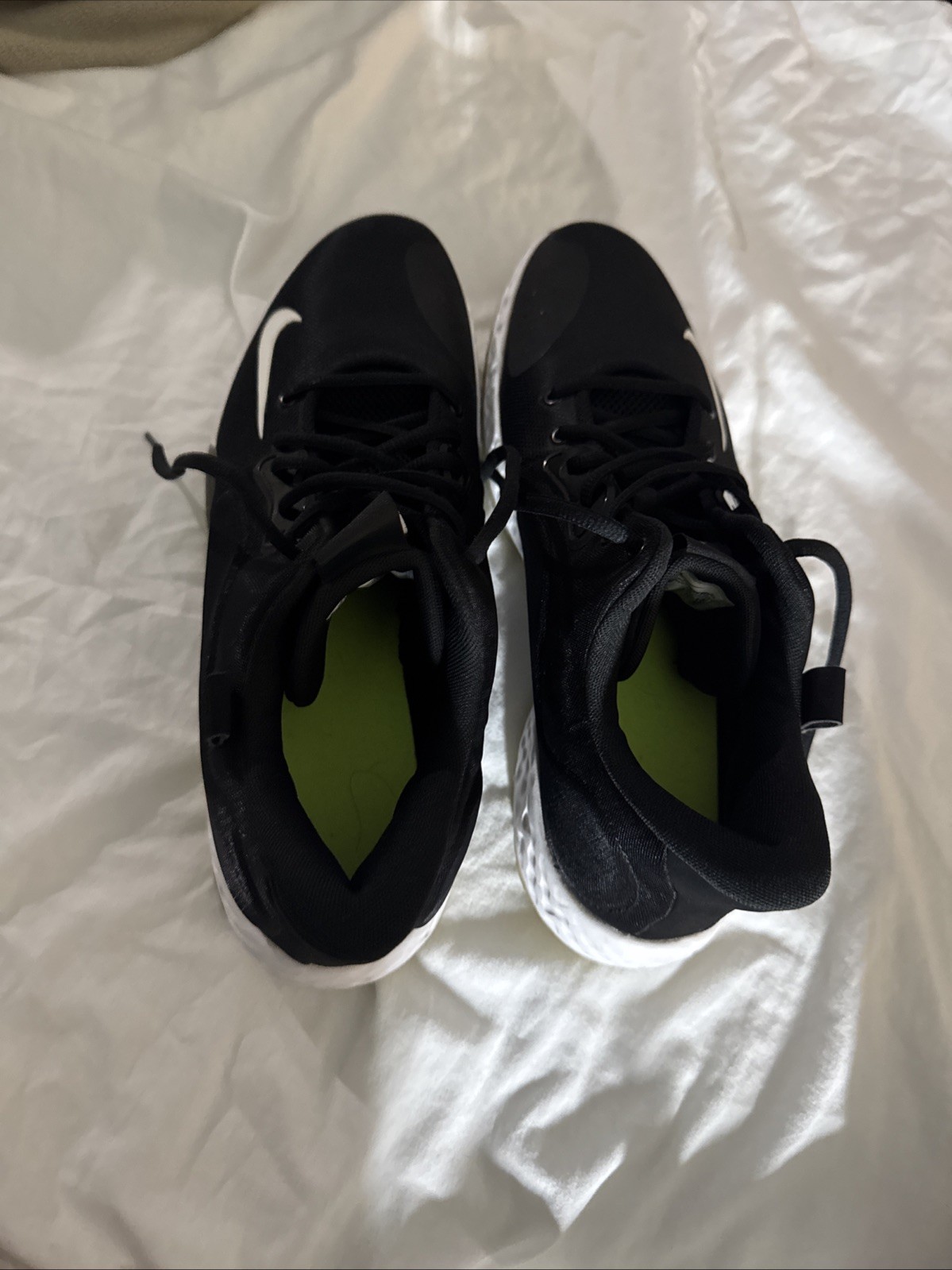 KD Trey 5 VII Black/White size 13