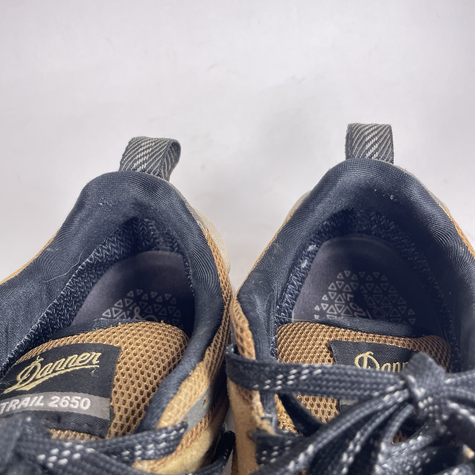 Size 7 – Danner Trail 2650 Gore-Tex Hiking Shoes Prairie Sand Gray GTX Womens