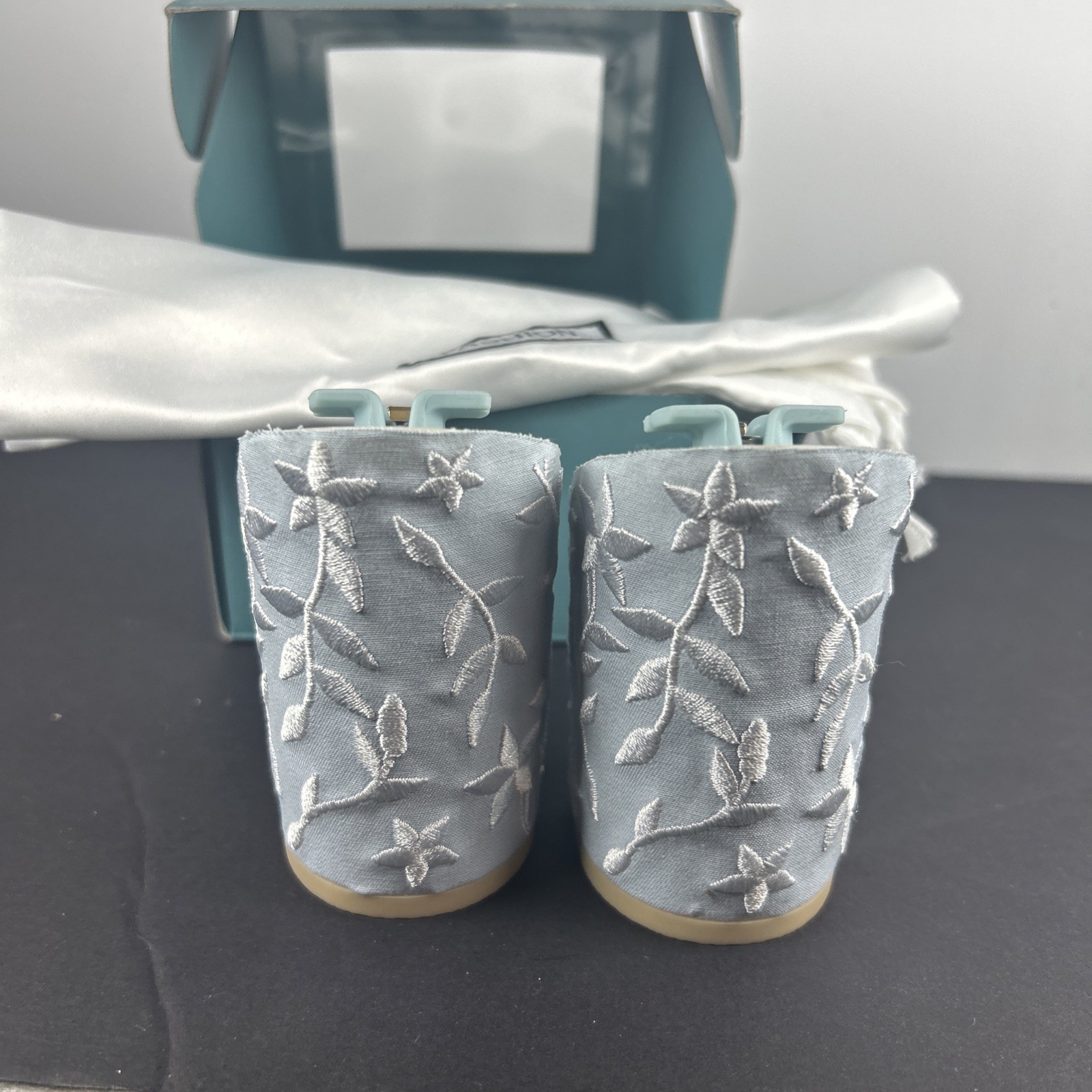 Size 9-11 Pashion Footwear Baby Blue Floral 3 Inch Heel Block Convertible Shoes