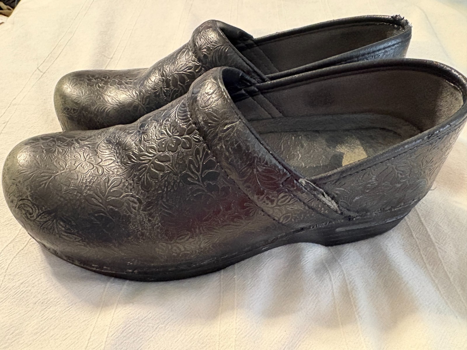 Dansko Black Tooled Leather Clogs Pro XP Size 38