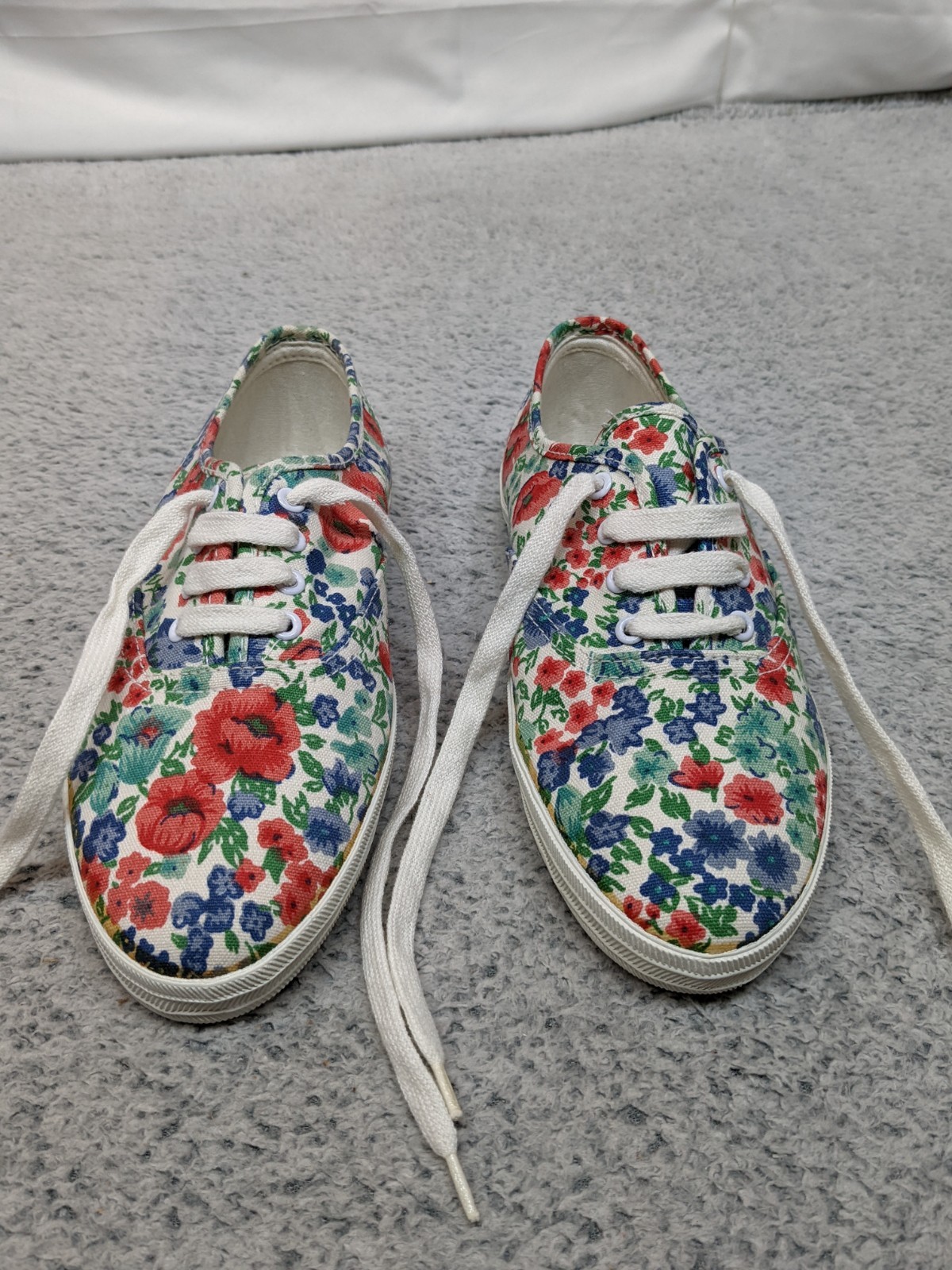 Vtg 90s Coasters Floral Canvas Sneakers Womens Size 6 Cottagecore Lace Up NIB