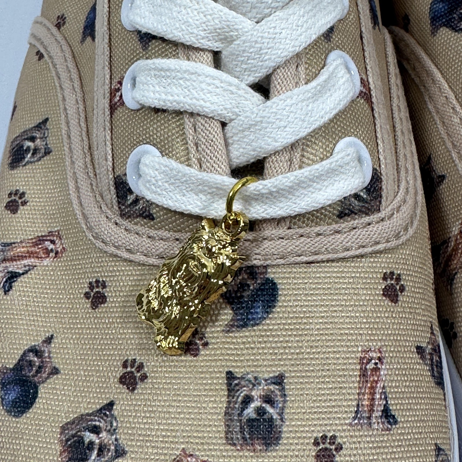 Bradford Exchange I Love Yorkies Shoes Womens Size 8 Beige Yorkie Print Sneakers