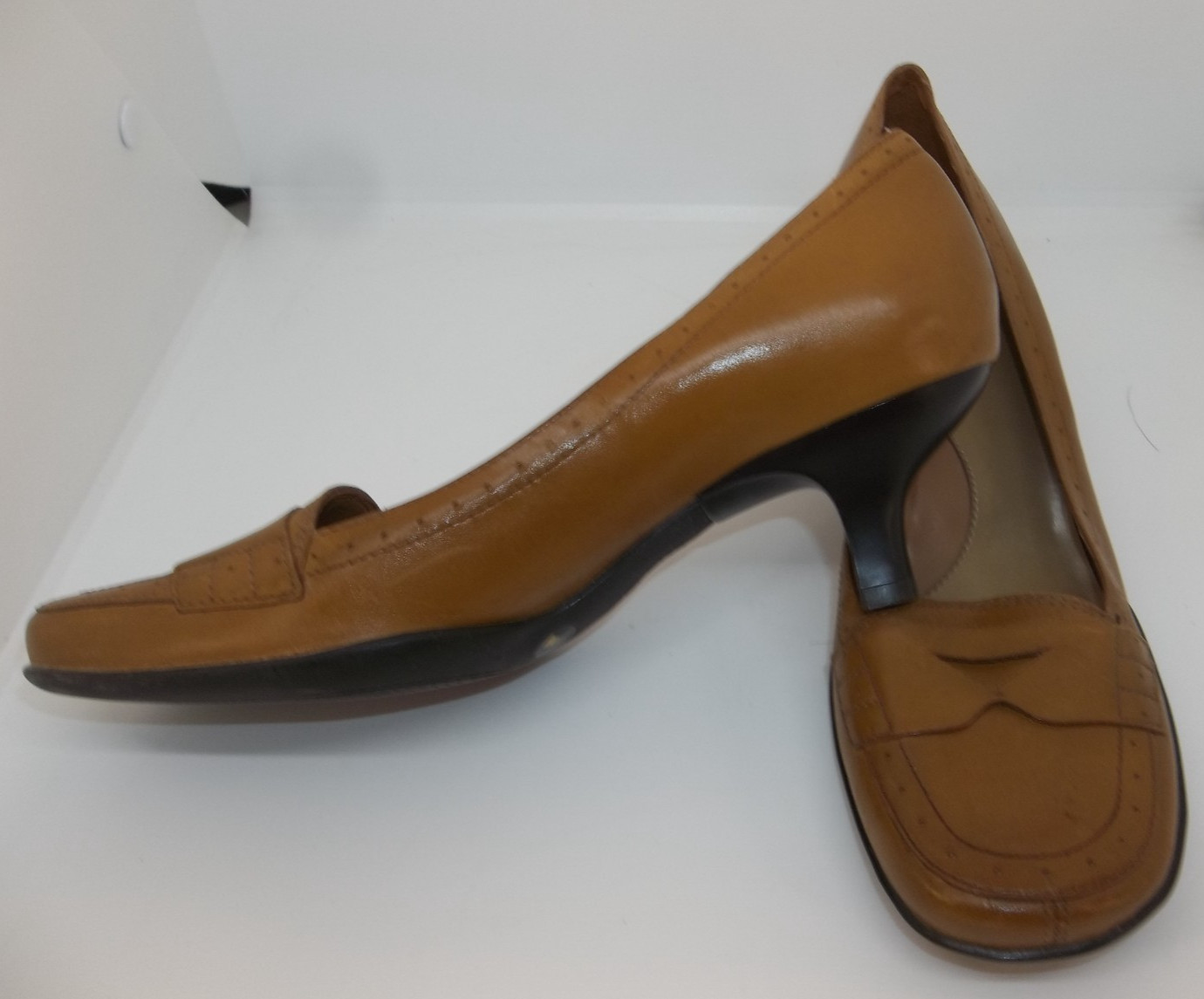 VTG MICHELLE D BROWN LEATHER HEELS PUMPS SIZE 6.5 Y2K 90’s NEW NON-SLIP