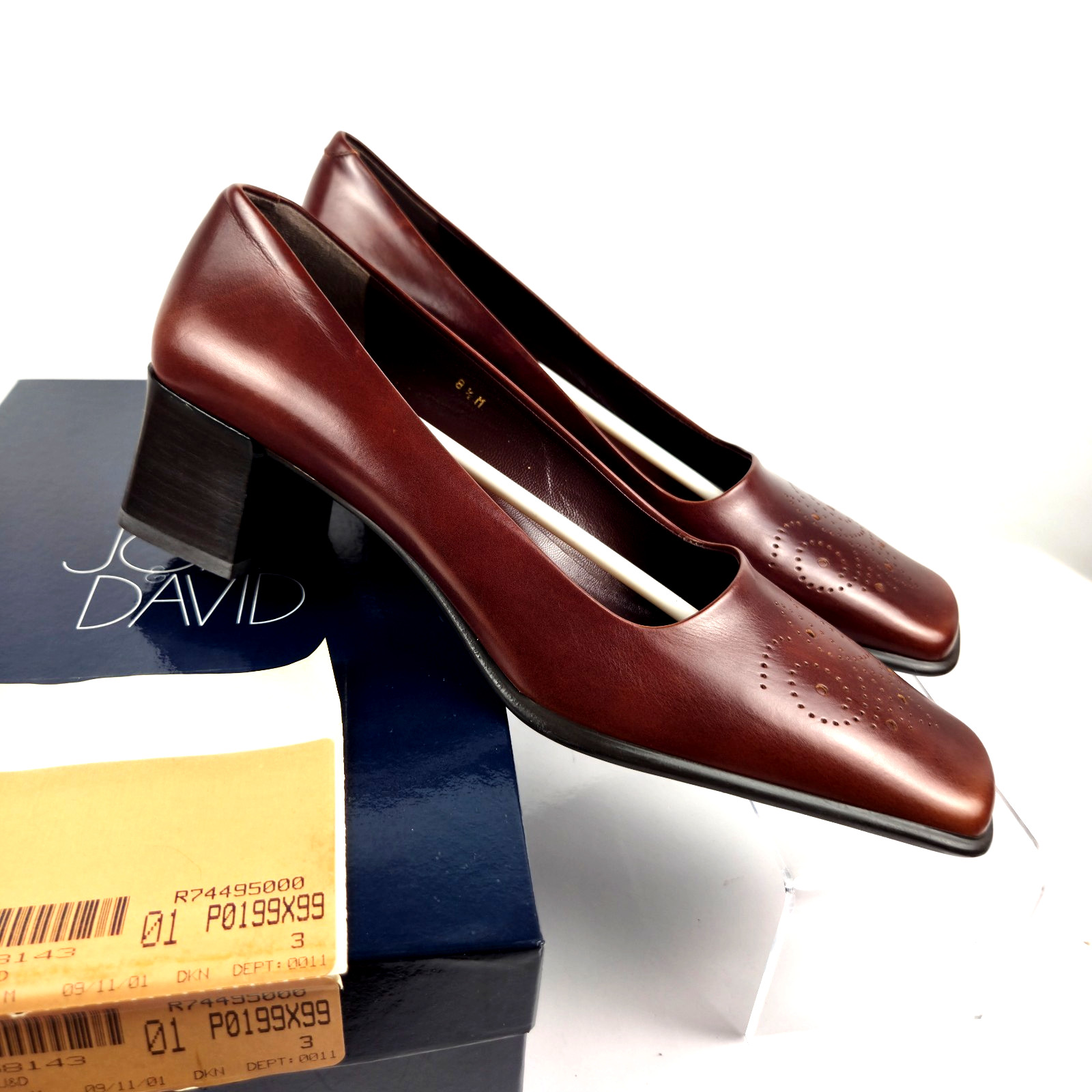 Joan & David Walnut Brown Leather Square Toe Block Heel Pumps 8.5M Italy VTG NOS