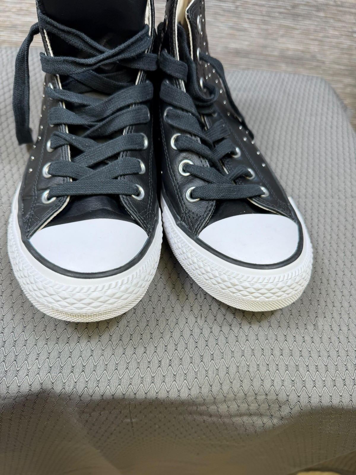 Converse Chuck Taylor All Star 2 Shoes Womens 9 Black Leather Studded 561682C