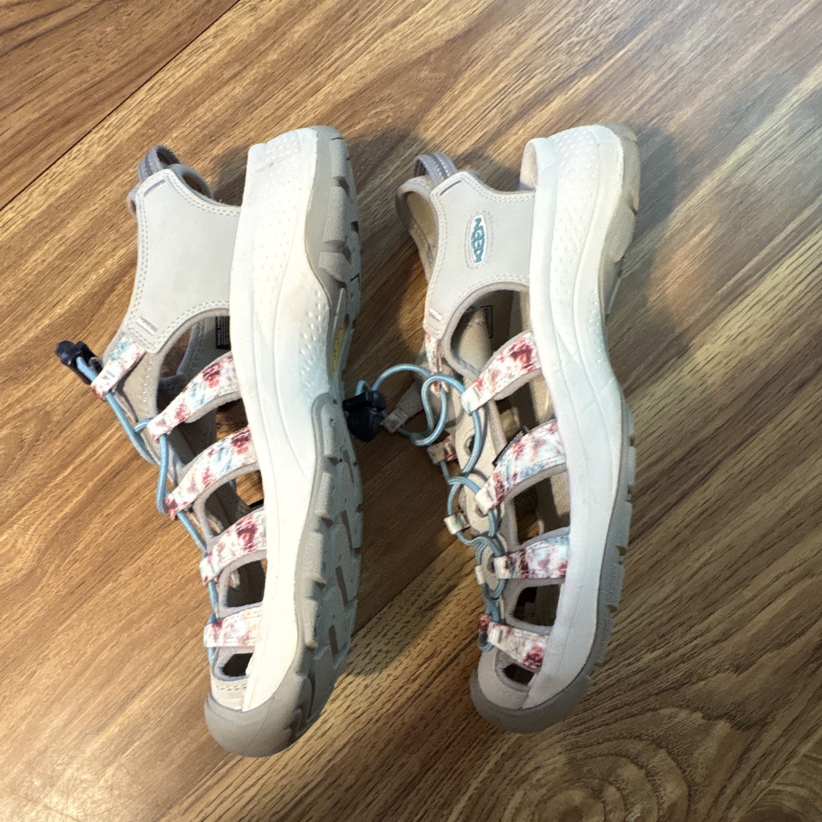 KEEN Women’s Strappy Floral Sport Sandals Slip On Beige Blue Pink US 10