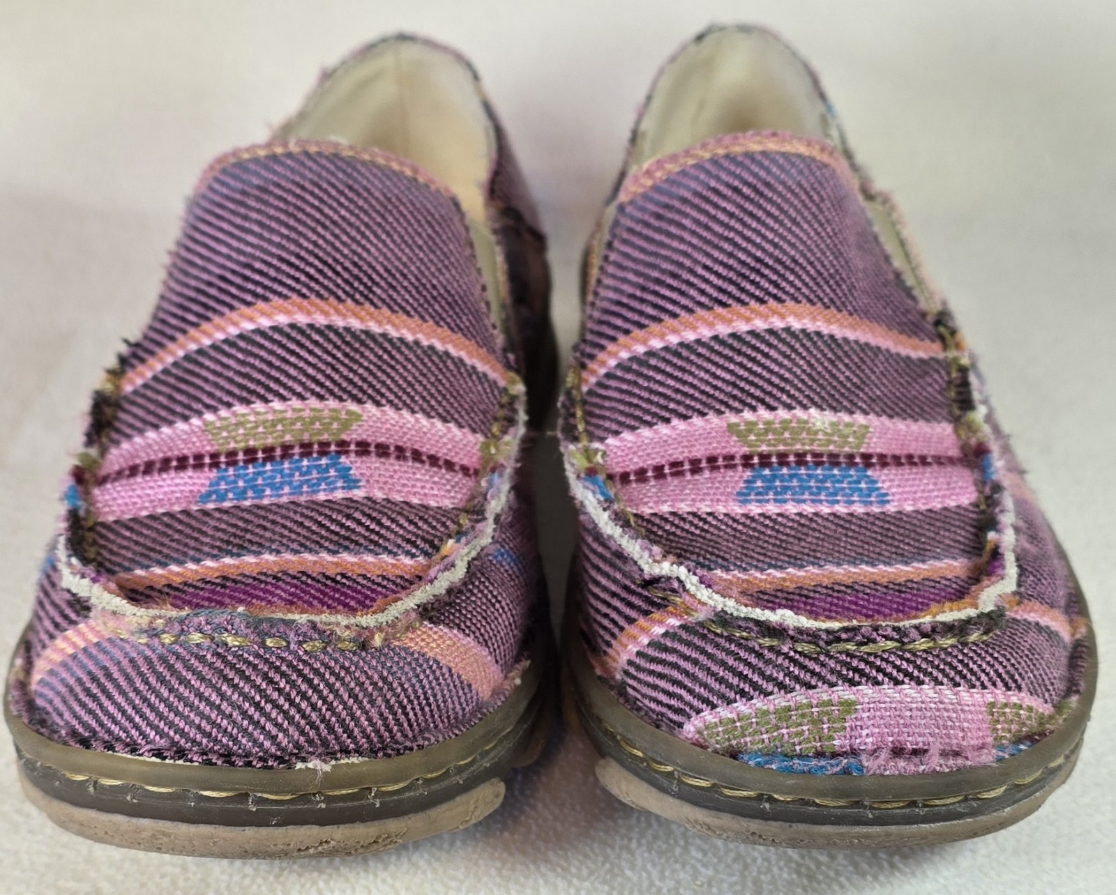 Tony Llama Womens Sz 7.5 Slip-On Shoe Moccsi Rose Canvas Aztec Western TLC106L