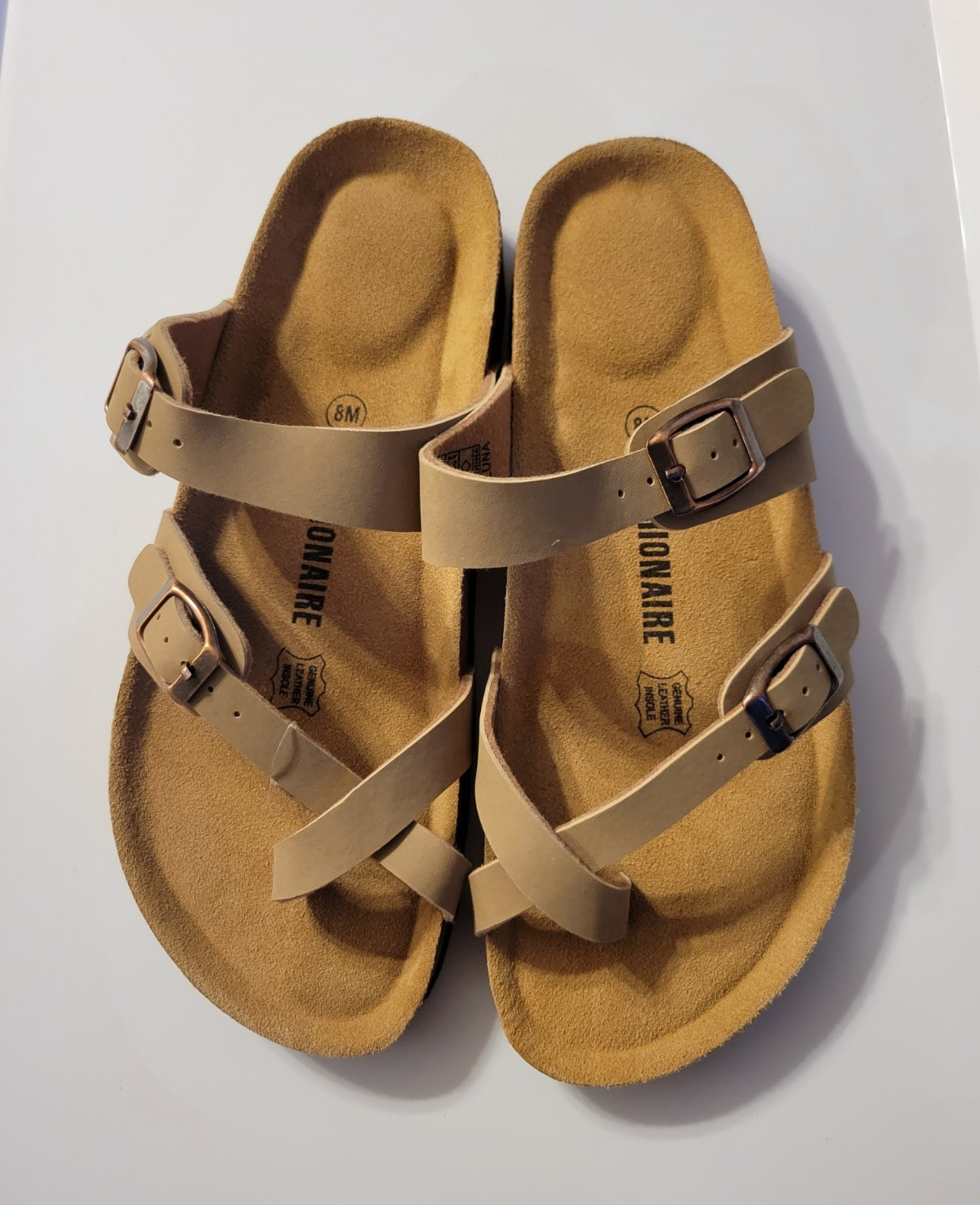CUSHIONAIRE Women’s Beige Solid Leather Strappy Buckle Sandals Adjustable 8M