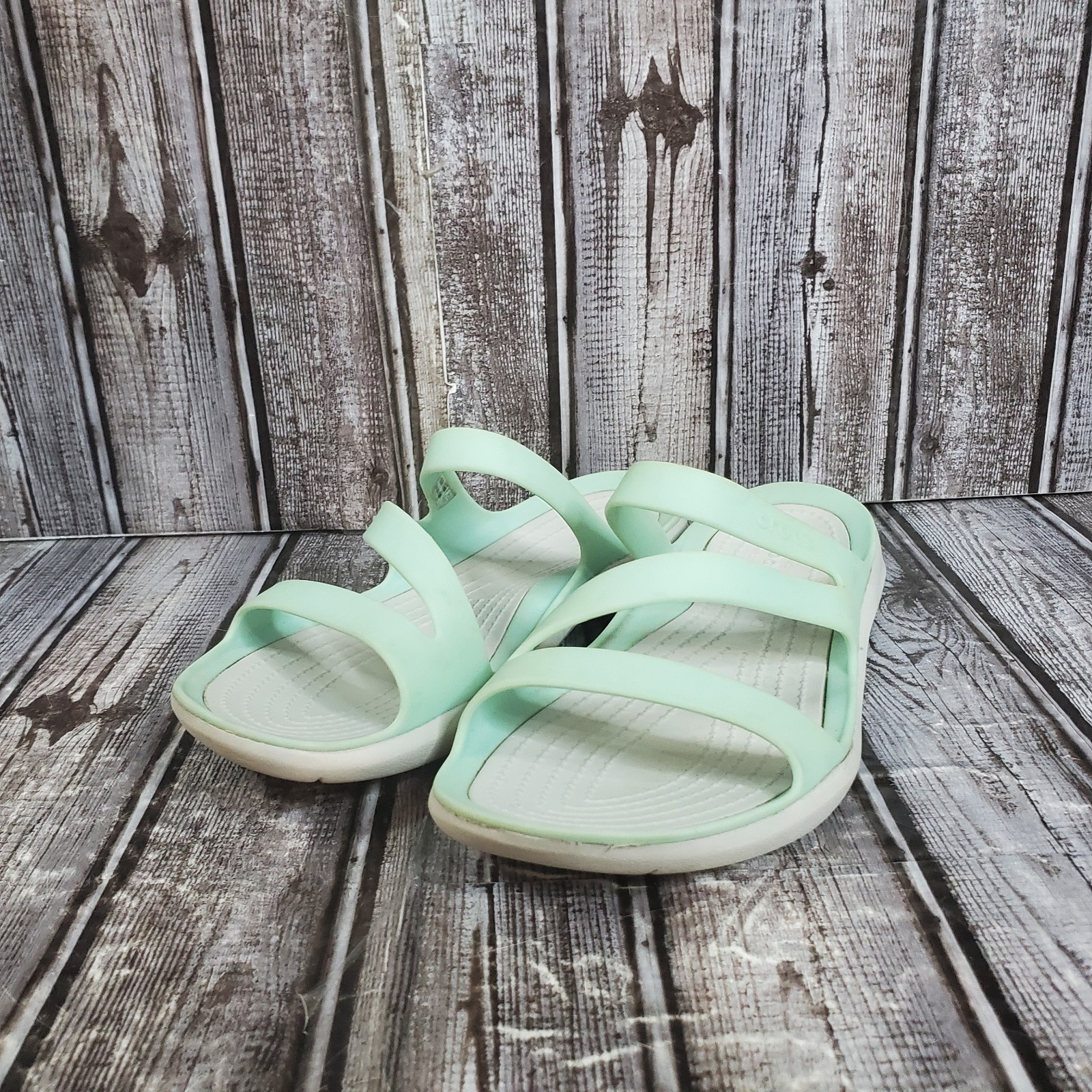 Women’s Crocs Swiftwater Slide Sandals Strappy Sports Wear Comfort Mint Size 6