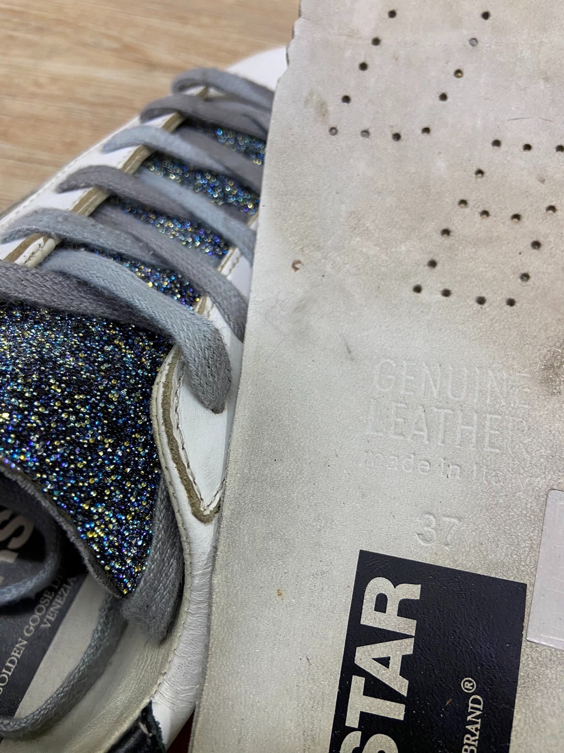 Golden Goose Superstar Sneakers EU 37 US 7 White Leather Glitter Tongue Distress