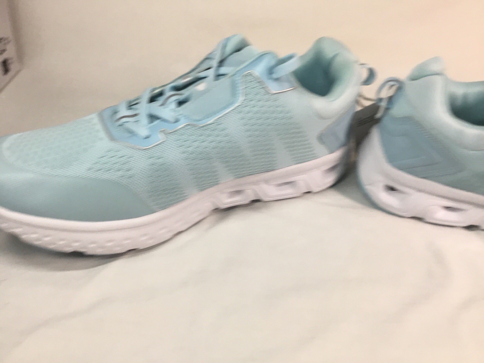 Crane Fitness Ladies Memory Foam Athletic Sneakers- size 10