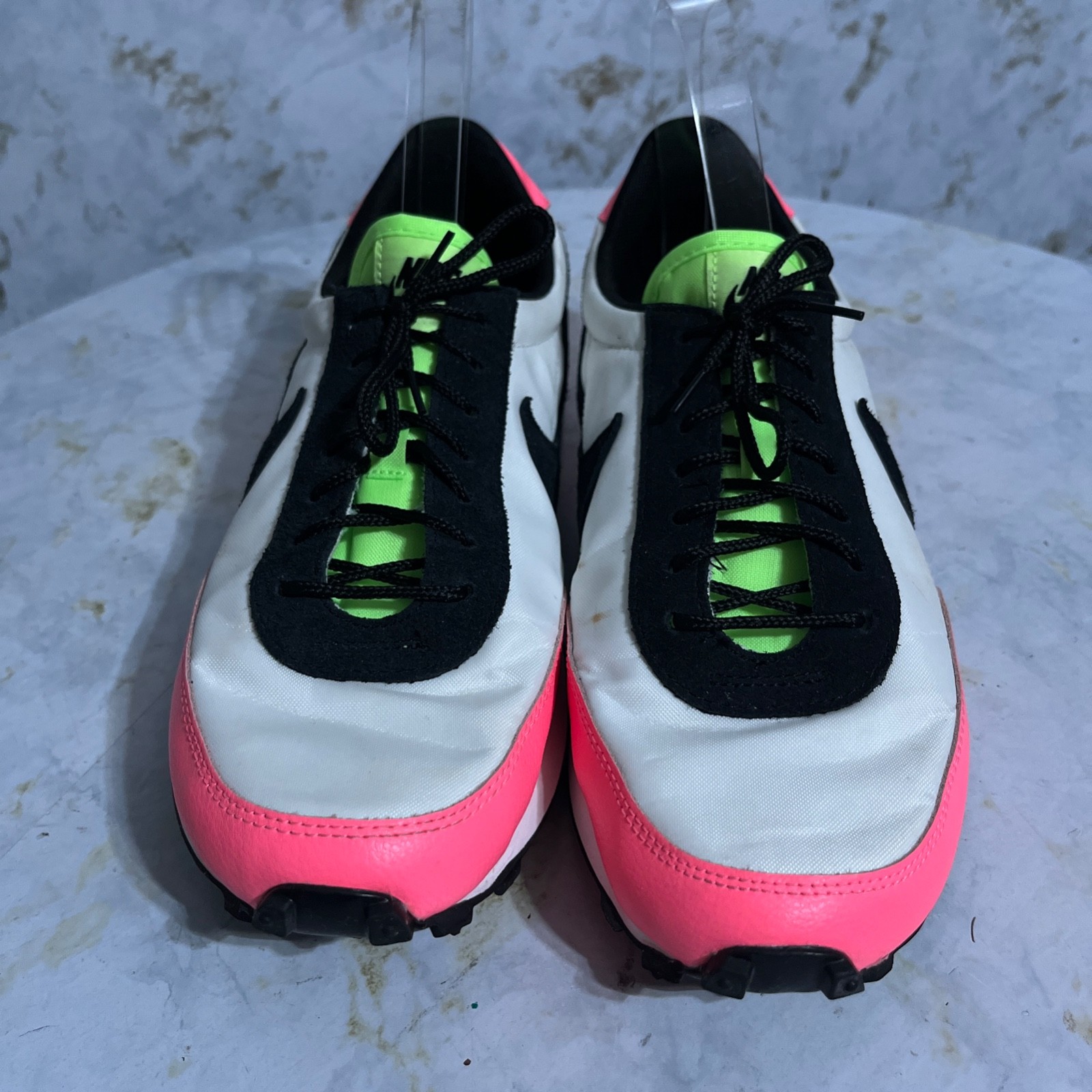 Nike Daybreak Womens Size 9 Shoes White Pink Orange Athletic Low Trainer Sneaker