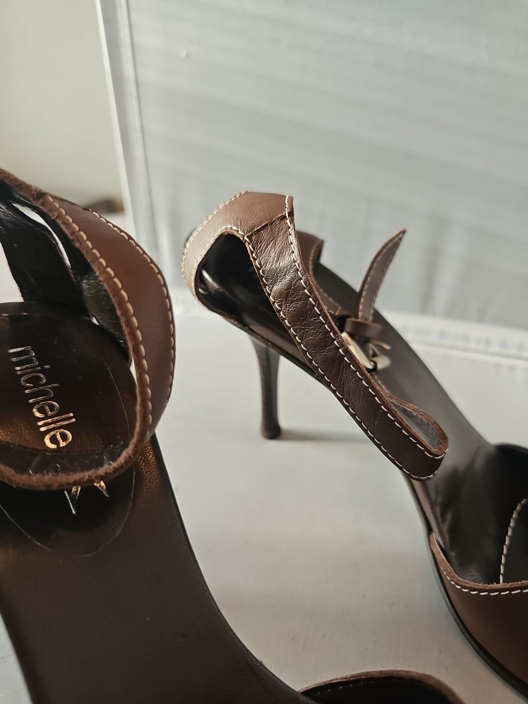 Michelle K Size 11 EU 41 Brown Navy 3.25″ High Heel Buckles Vero Cuoio Italy