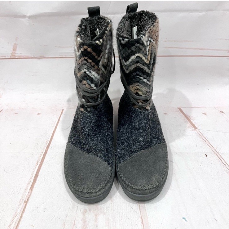 Toms Nepal Boho Suede Textile Yarn Chevron Zig Zag Faux Fur Lined Ankle Boots