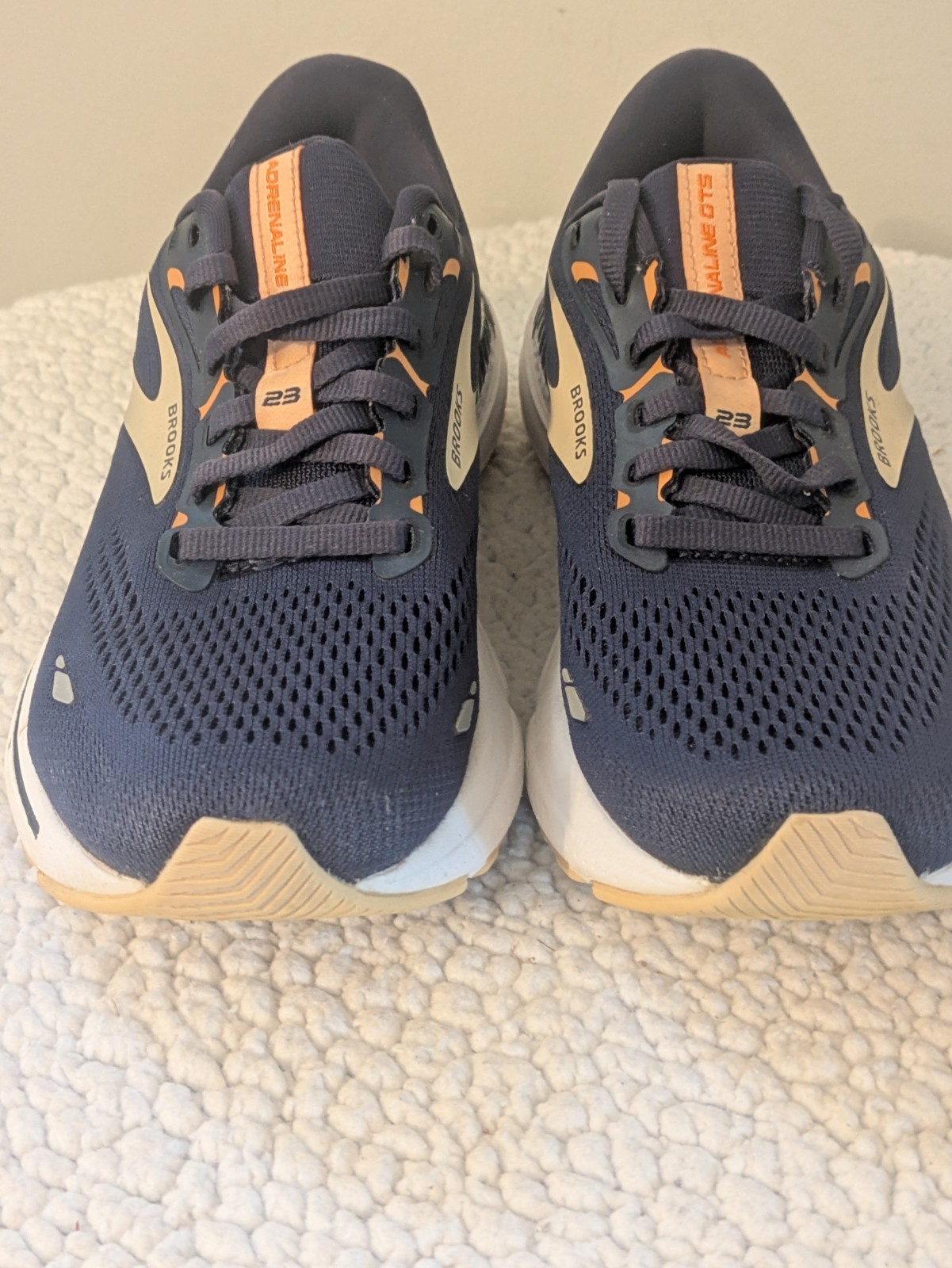 Brooks Adrenaline GTS 23 Running Shoes Womens 9 B Peacoat Blue Peach 1203811B482