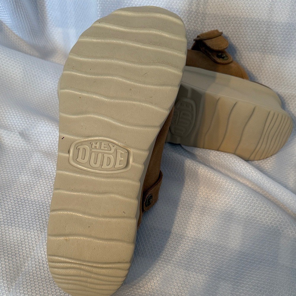 Hey Dude Delray Clog Suede Chestnut Brown Platform Mules Womens 11 44259-265