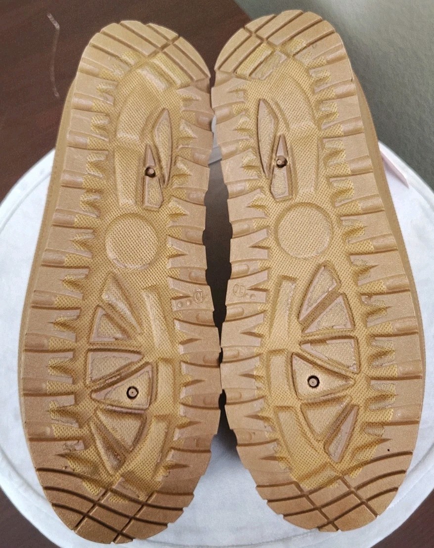 Olivia & Kate Chestnut Faux Fur Lined Platform Booties Women’s Size 10 Tan