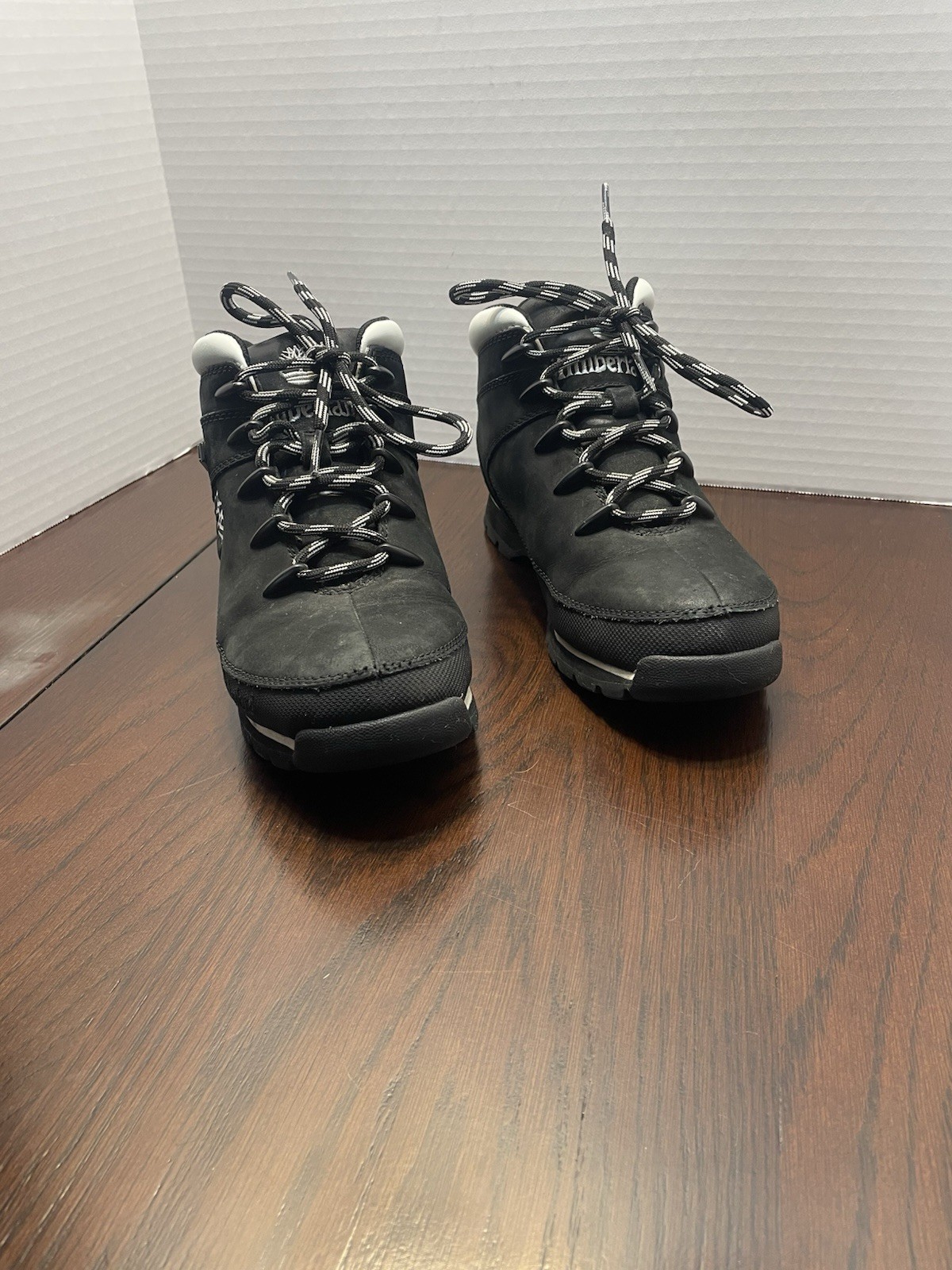Timberland Euro Sprint Mid Hiker Boot A1R39 Women’s Size 8 Black White Trim