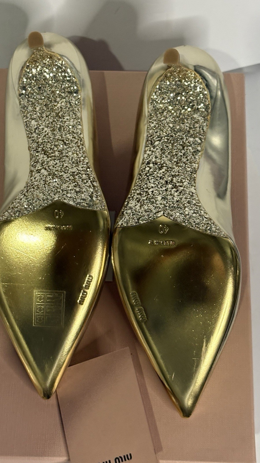NWT MIU MIUGold Lame Leather GlitterPumps Women’s Size EU 40. US 10-9.5