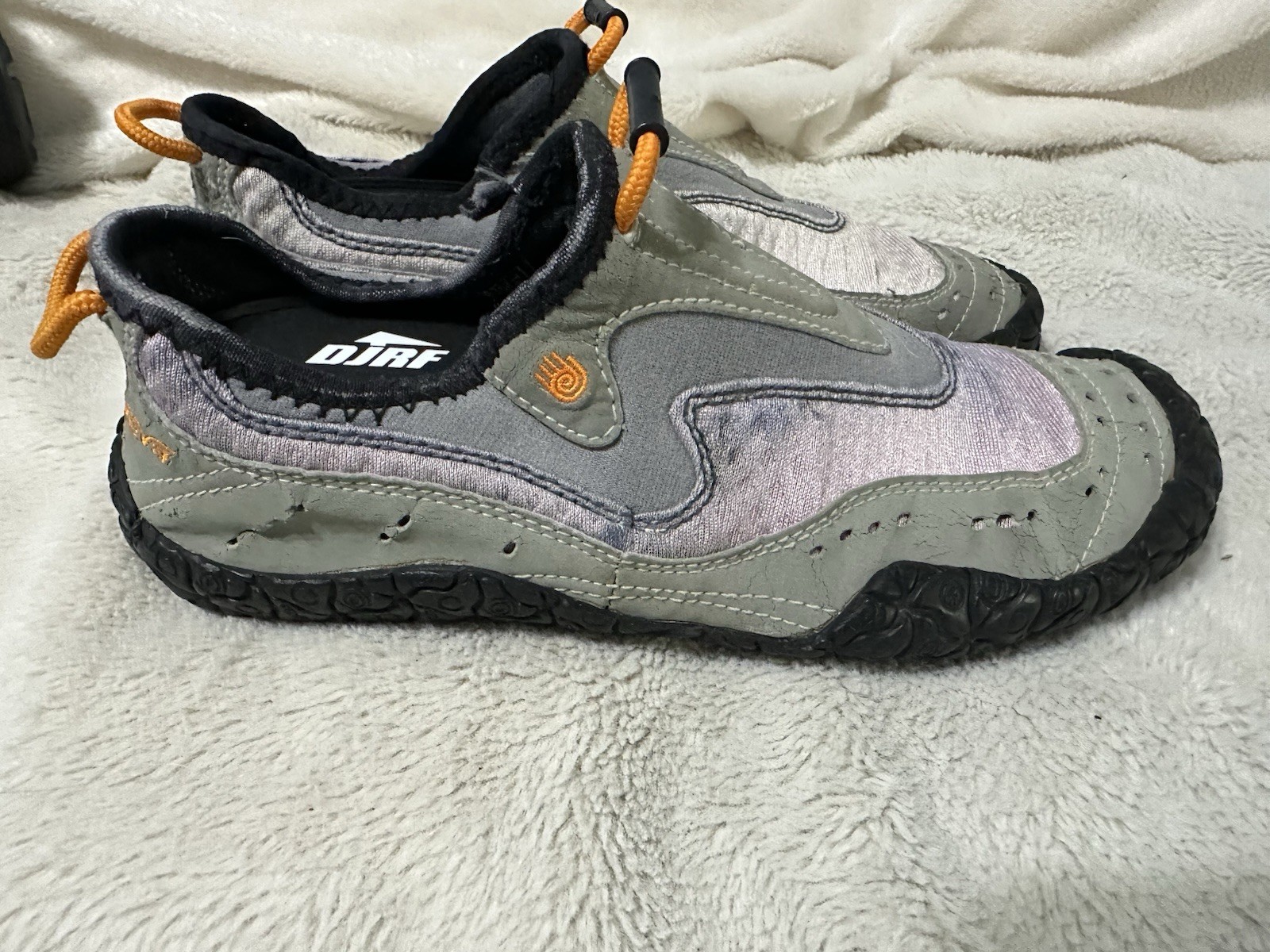 Teva Waterproof Sneakers Mauve Purple Size 8 Women’s Hiking Shoes