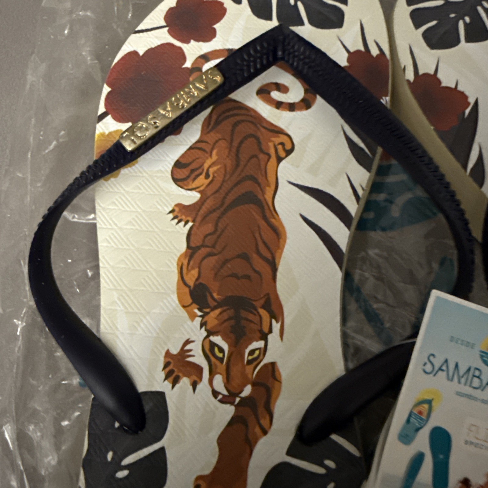 NWT Samba Sol Unisex Flip Flops Sandals Jungle Tiger Size W 7/8